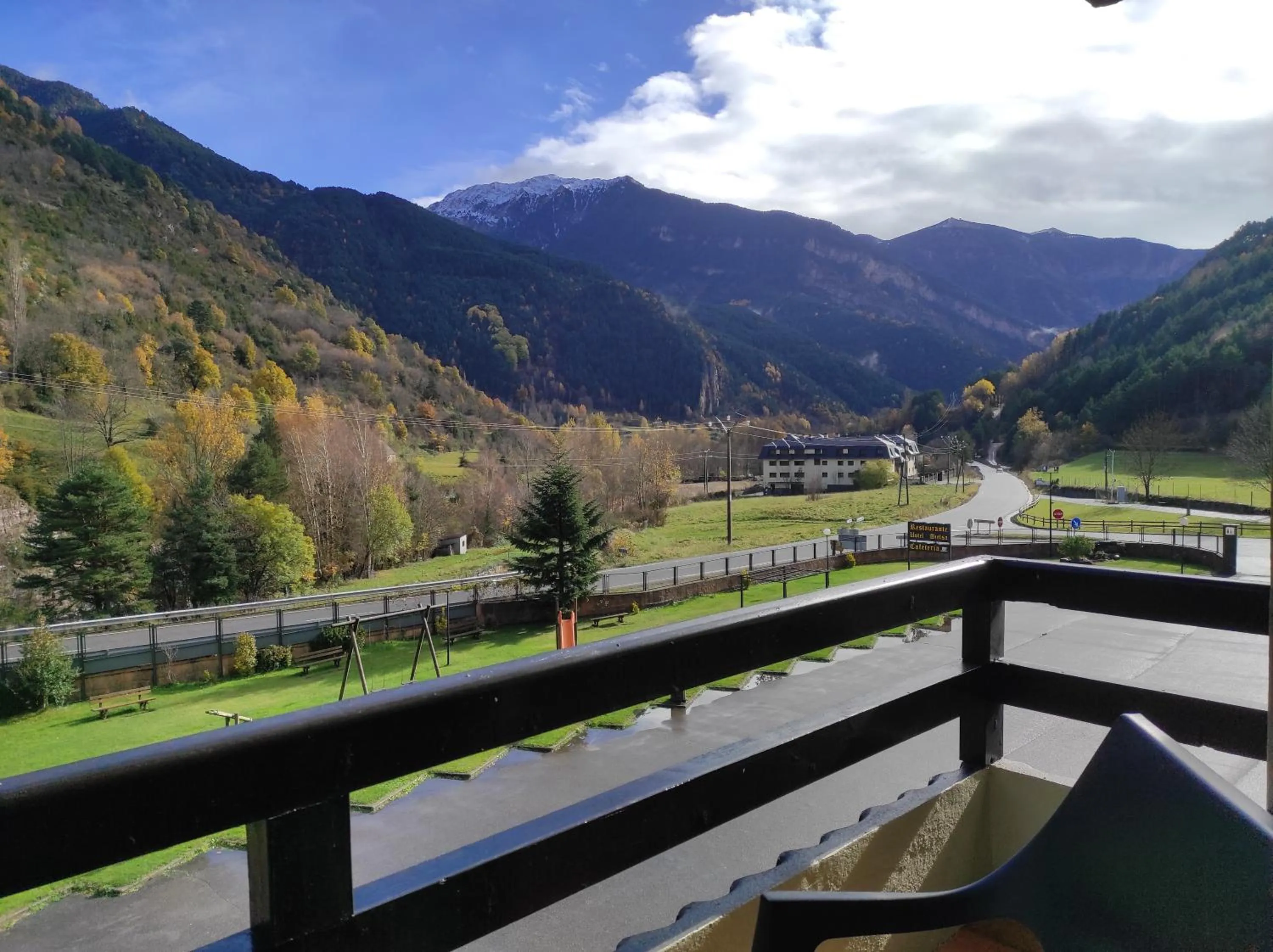 Natural landscape in SNÖ Hotel Bielsa