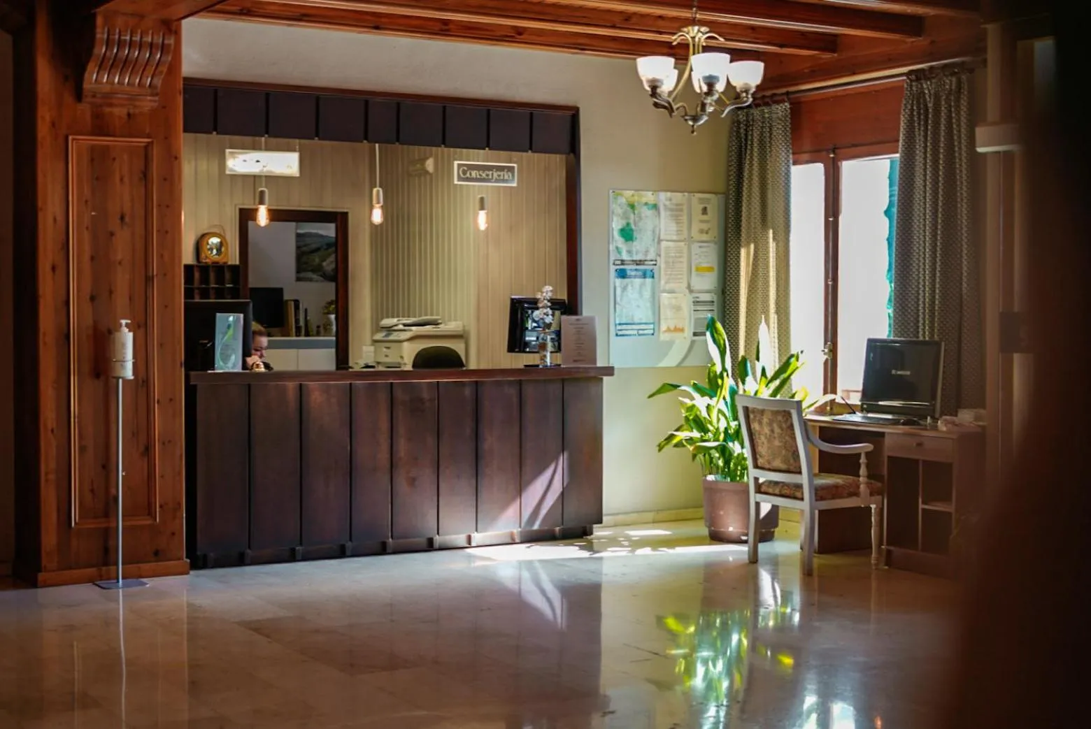 Lobby or reception in SNÖ Hotel Bielsa