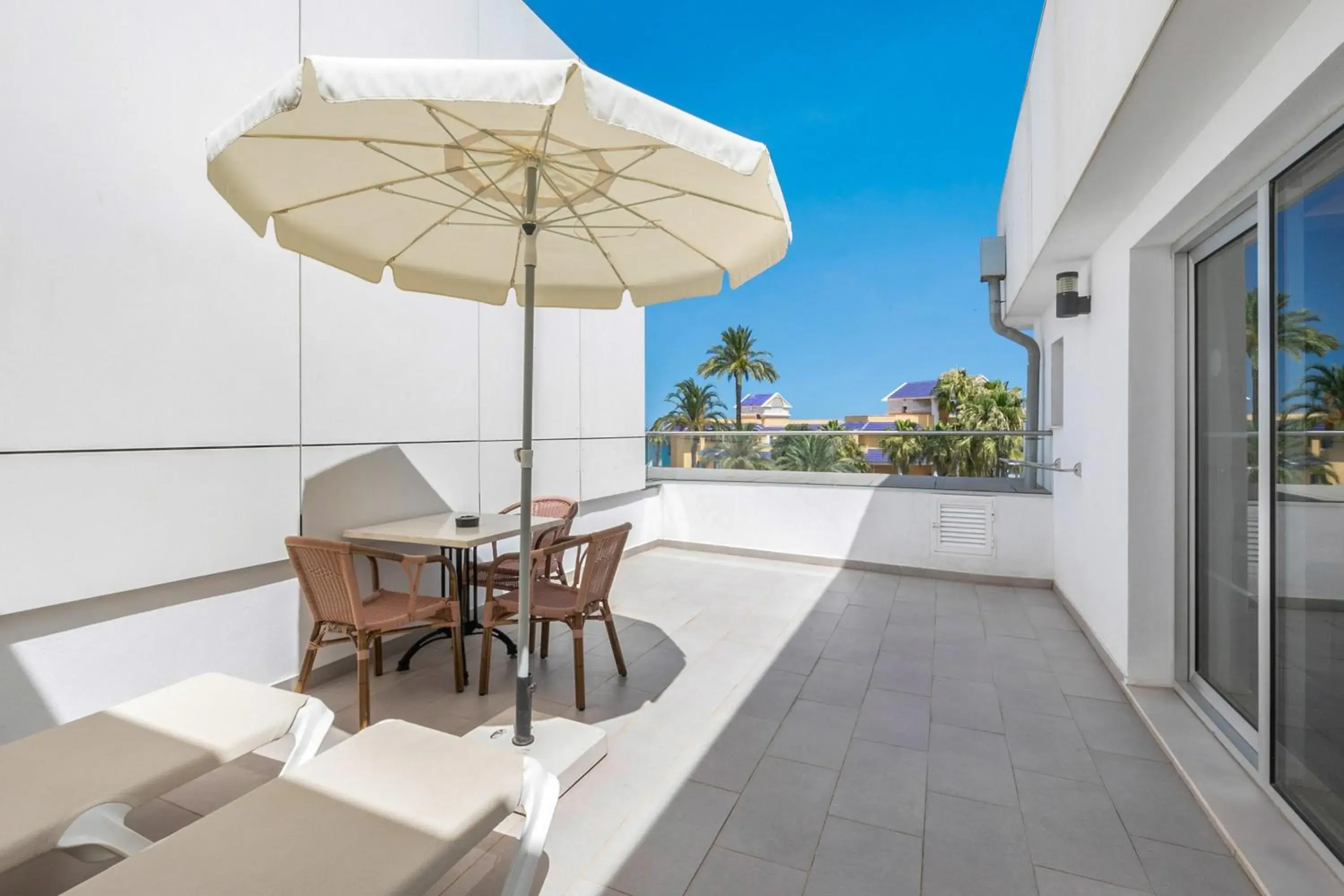 Property building in Sol Torremolinos - Don Pedro Property building in Sol Torremolinos - Don Pedro