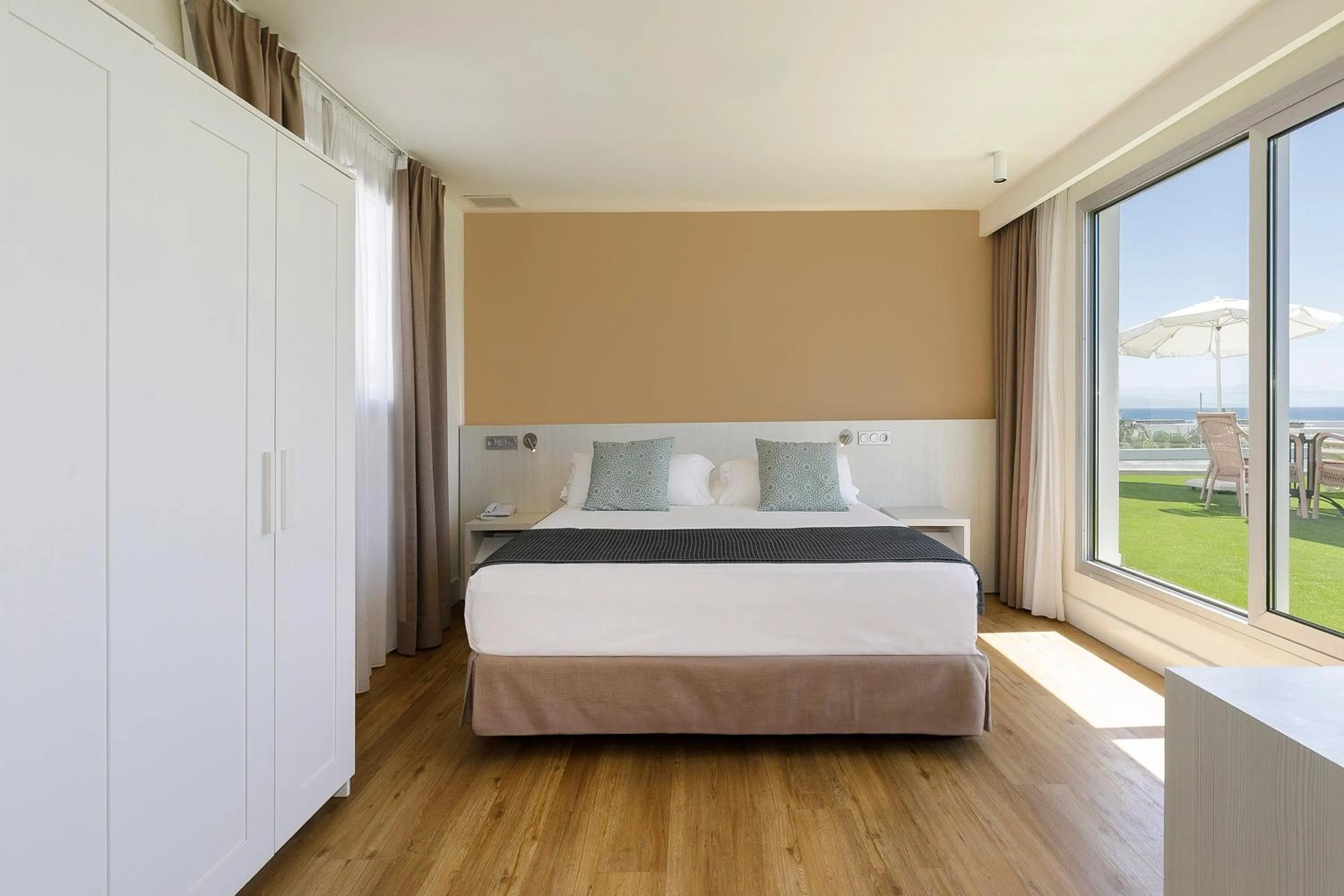 Bed in Sol Torremolinos - Don Pedro