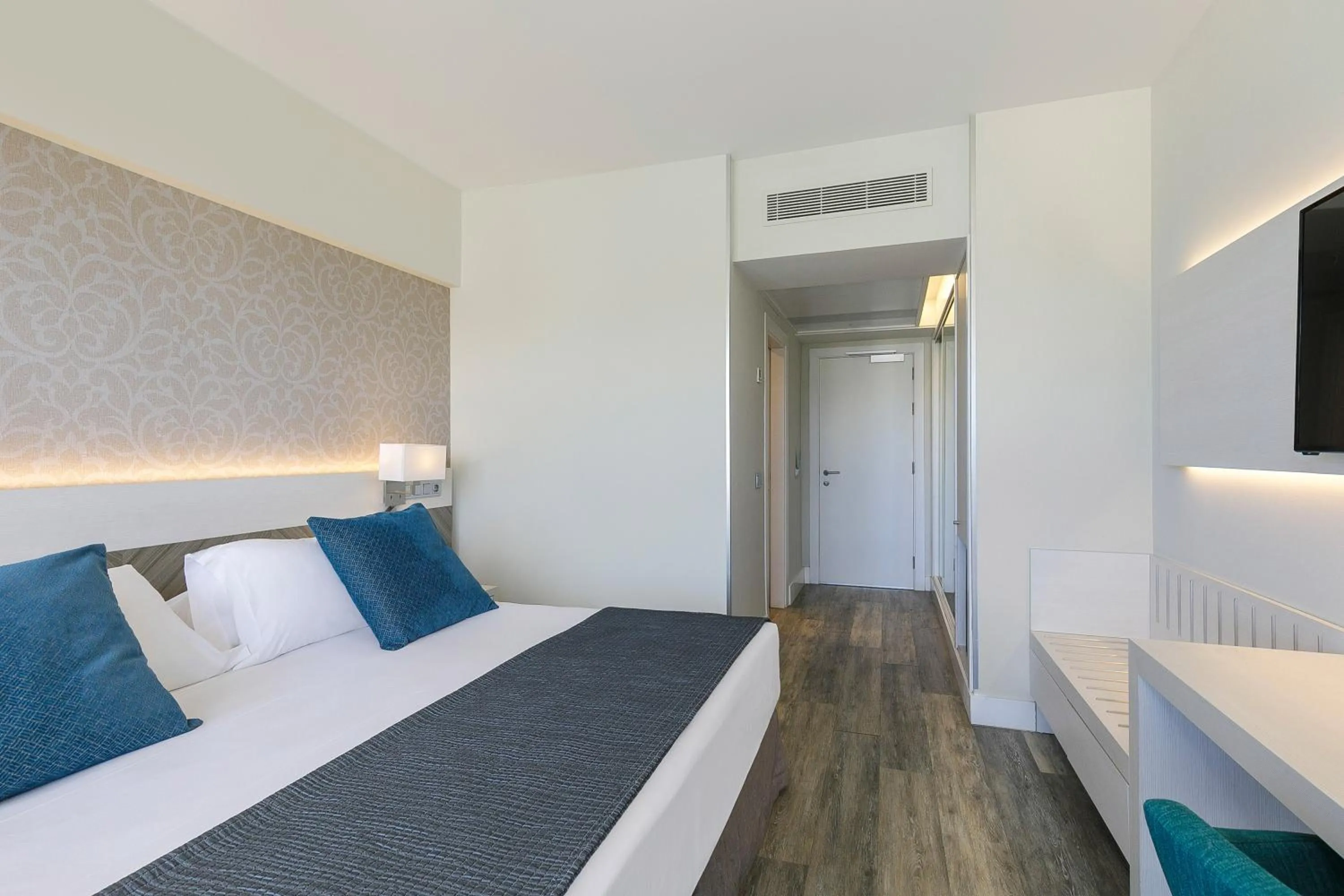 Bed in Sol Torremolinos - Don Pablo