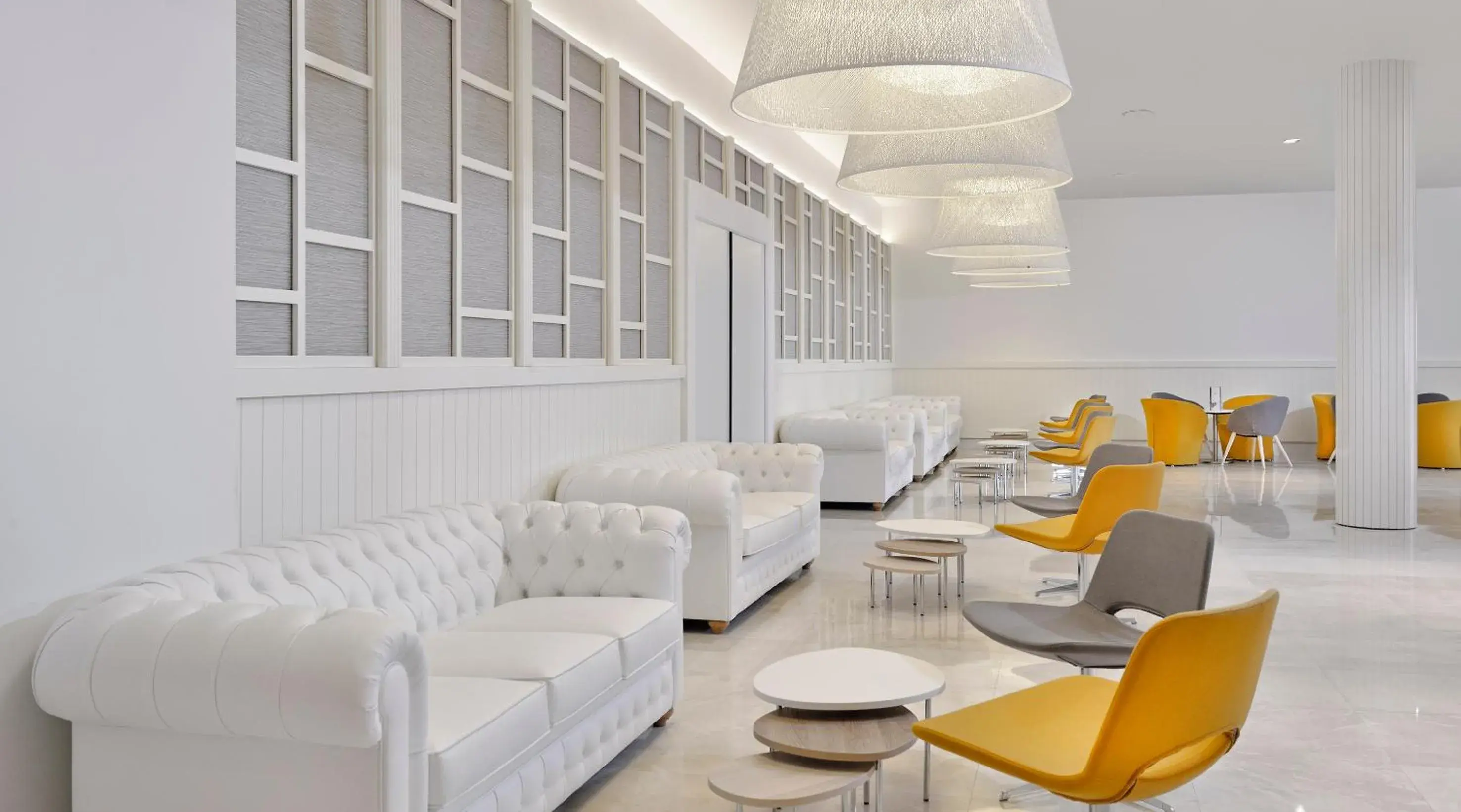 Lounge or bar in Sol Torremolinos - Don Pablo Lounge or bar in Sol Torremolinos - Don Pablo