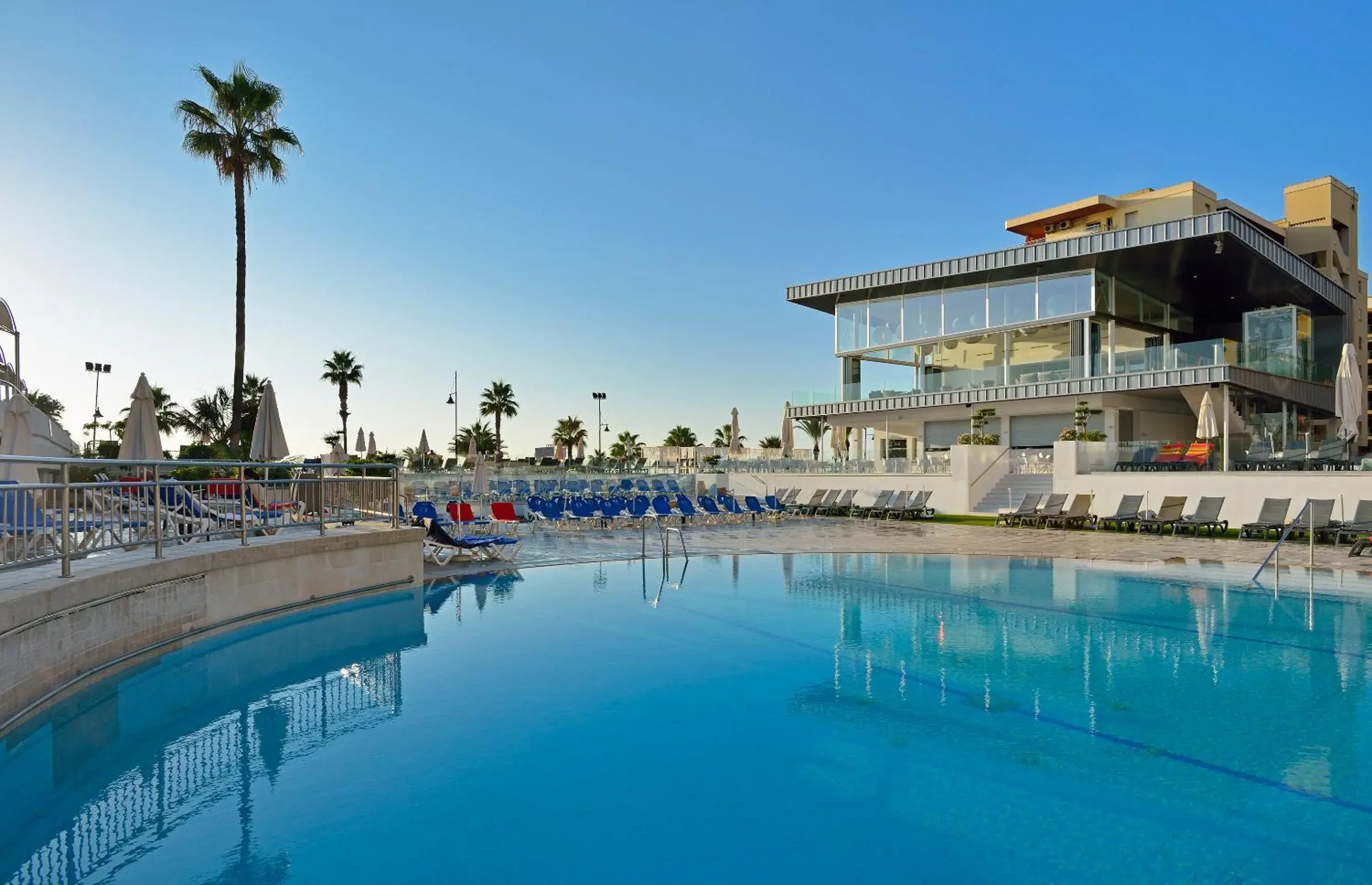 Lounge or bar in Sol Torremolinos - Don Pablo Lounge or bar in Sol Torremolinos - Don Pablo
