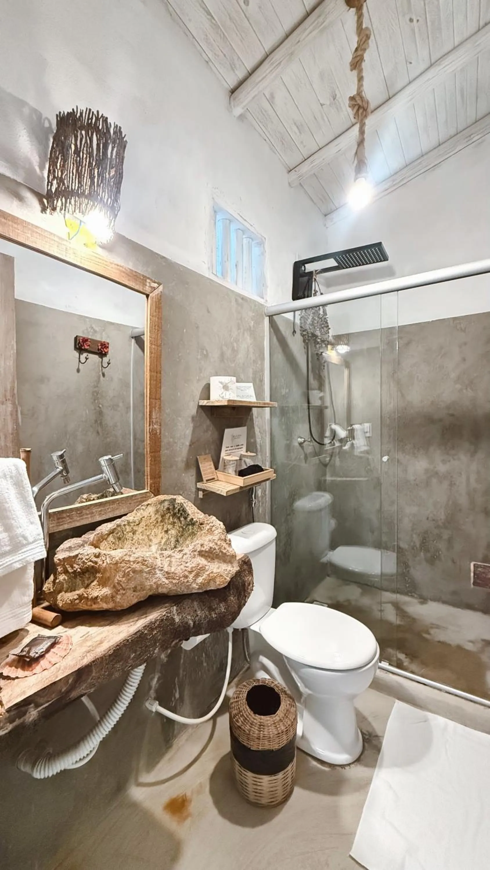 Shower in Pousada Villa Cacau