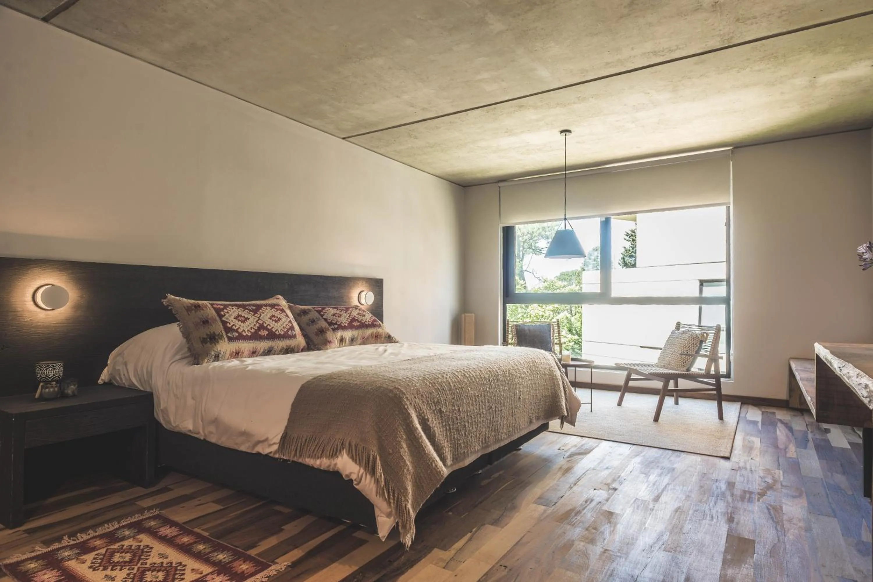 Bed in Be House Suites & Spa