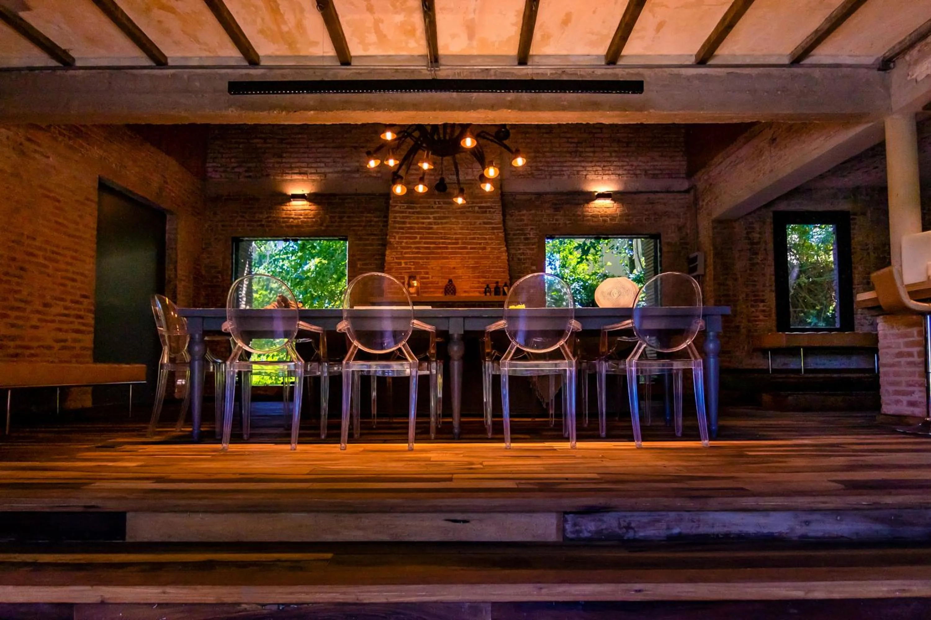 Dining area in Be House Suites & Spa