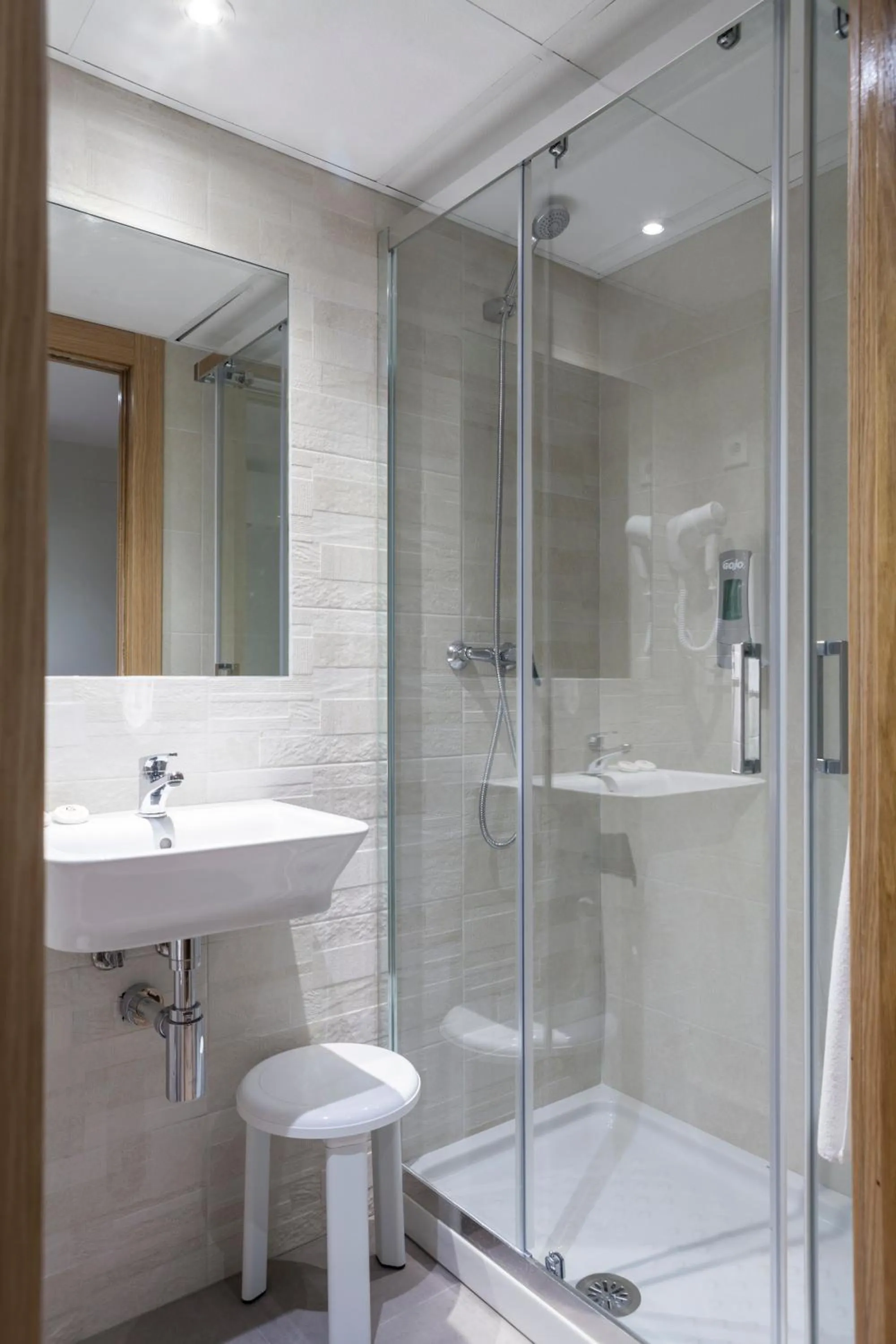 Shower in Climia 2Sleep Apartments