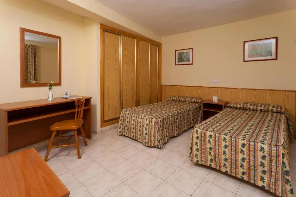 Bedroom, Bed in Climia 2Sleep Apartments Bedroom, Bed in Climia 2Sleep Apartments