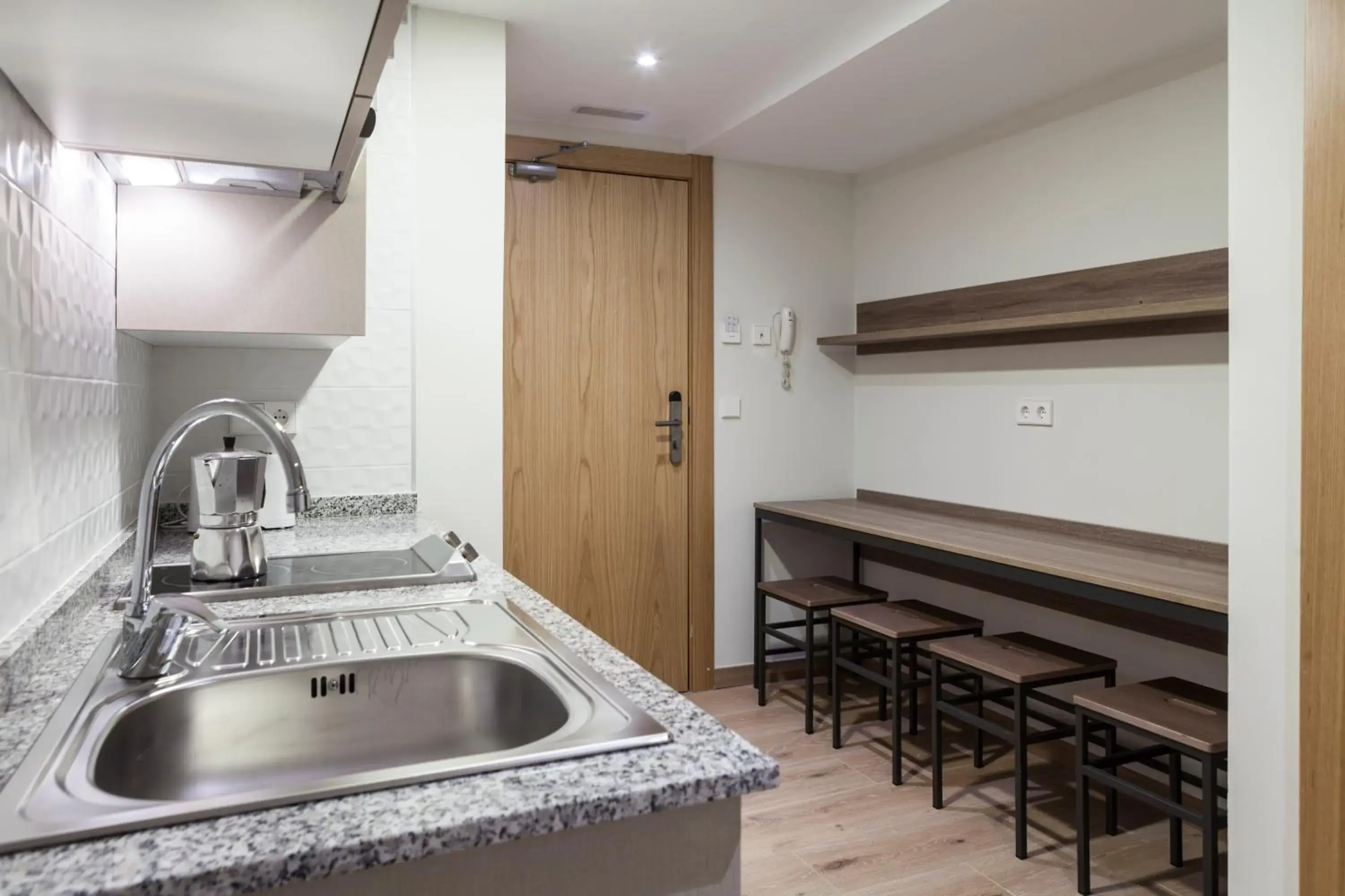 Property building in Climia 2Sleep Apartments Property building in Climia 2Sleep Apartments