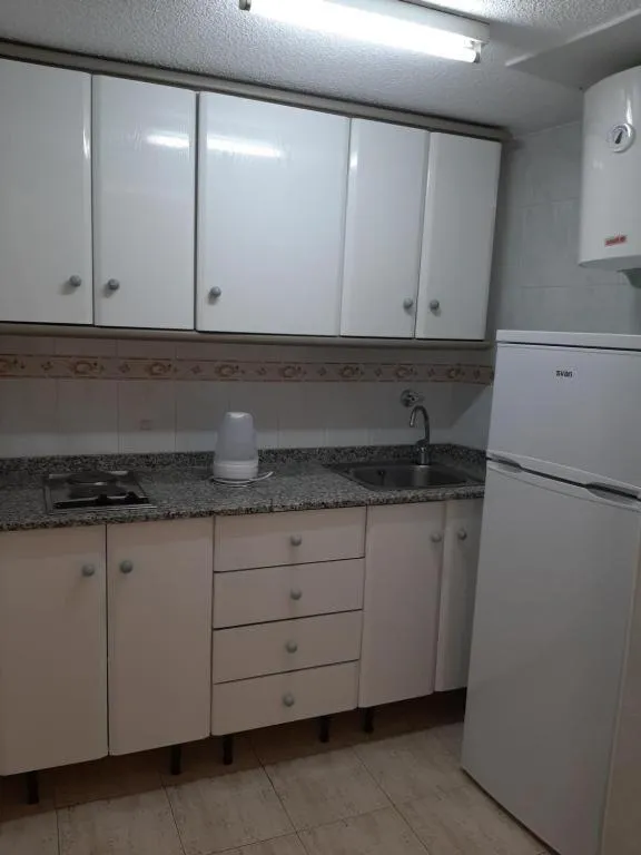 Kitchen or kitchenette in Climia 2Sleep Apartments