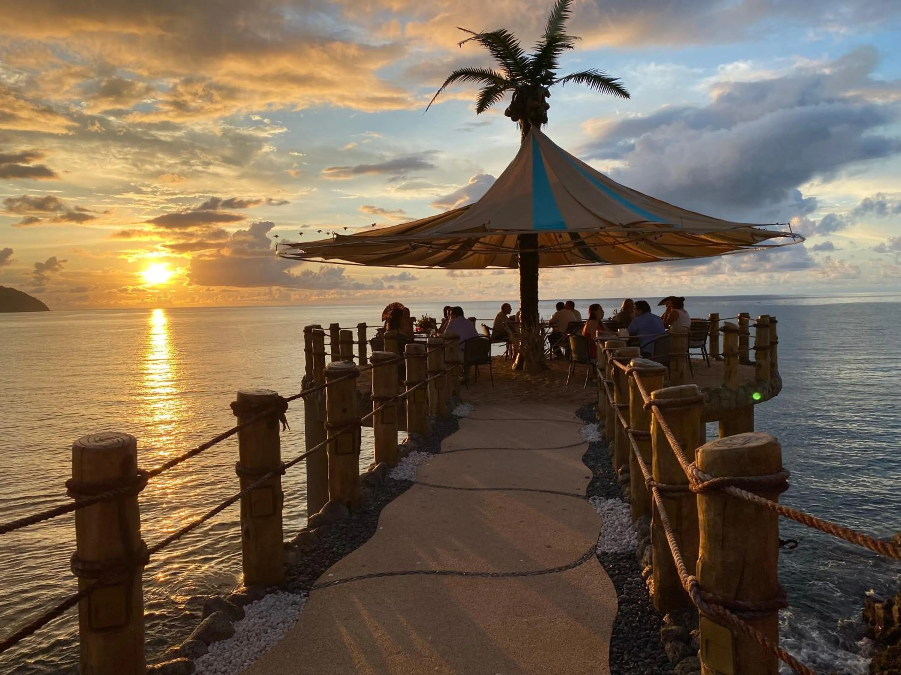 Restaurant/places to eat in Sunset Island Villas Riviera Nayarit