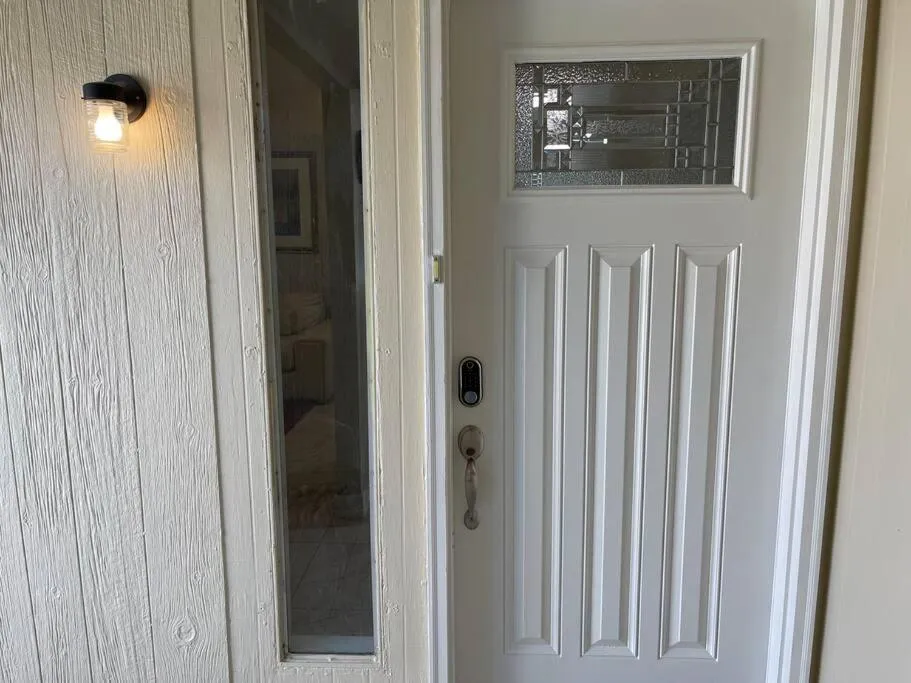 Property building in The Hummingbird Sunset Home, West Side