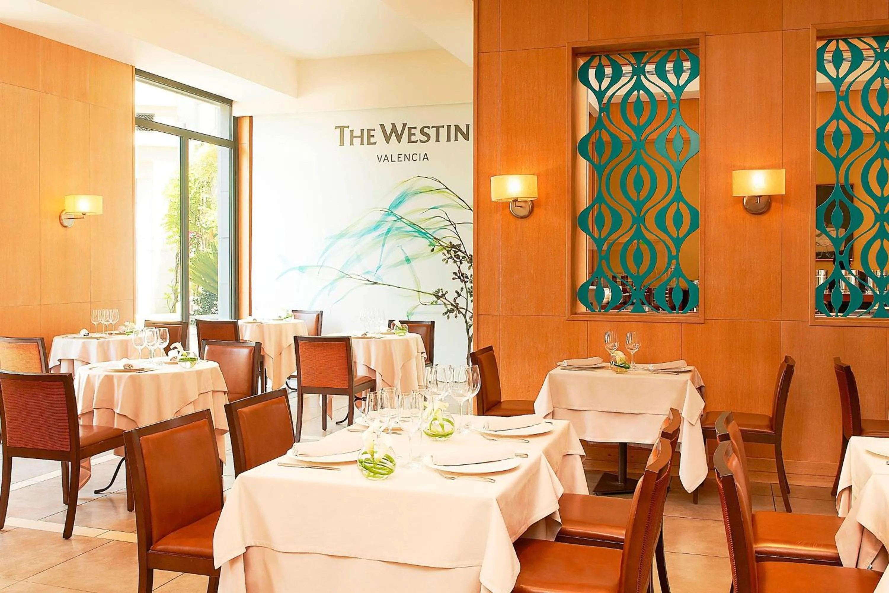 Restaurant/places to eat in The Westin Valencia