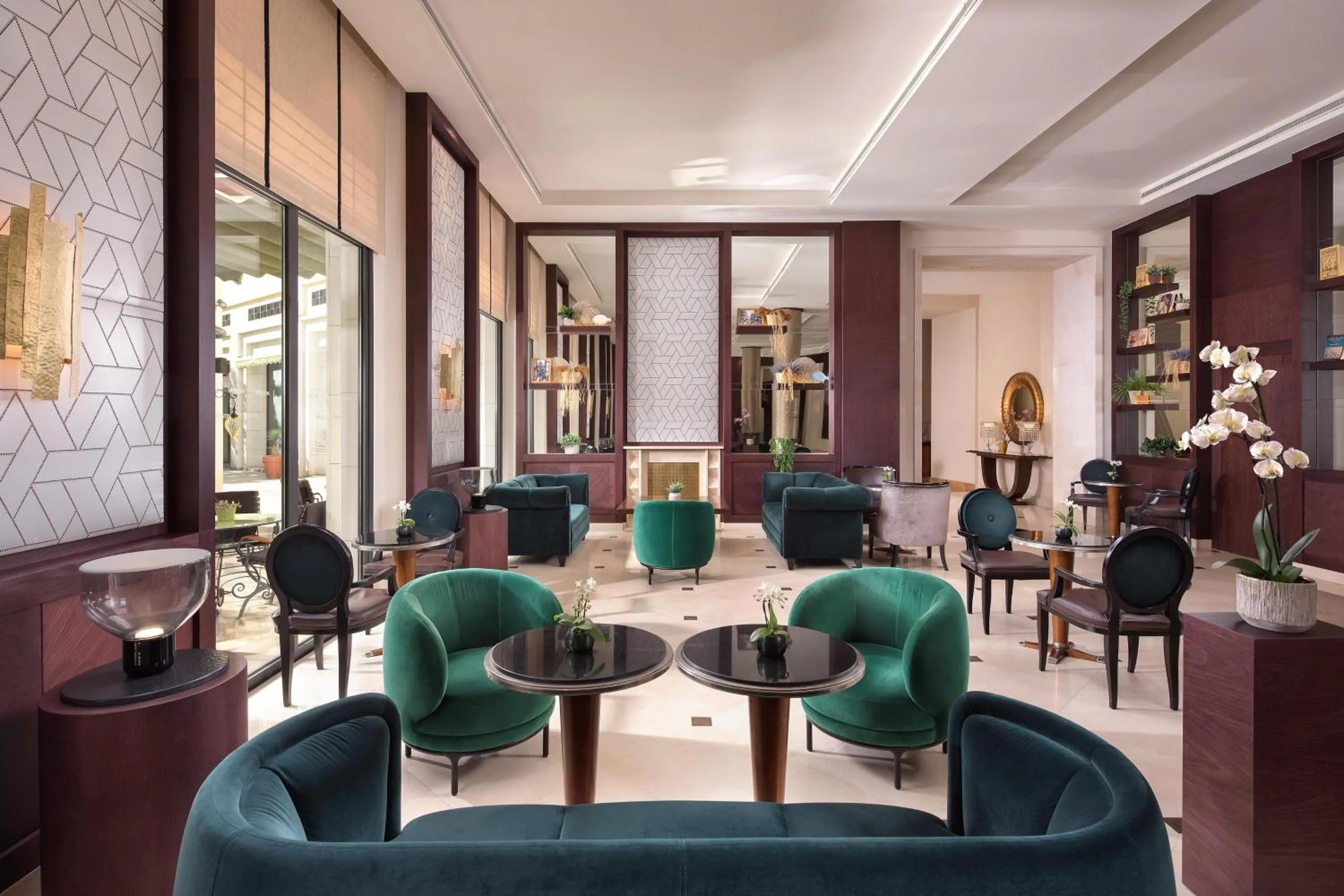 Lounge or bar in The Westin Valencia