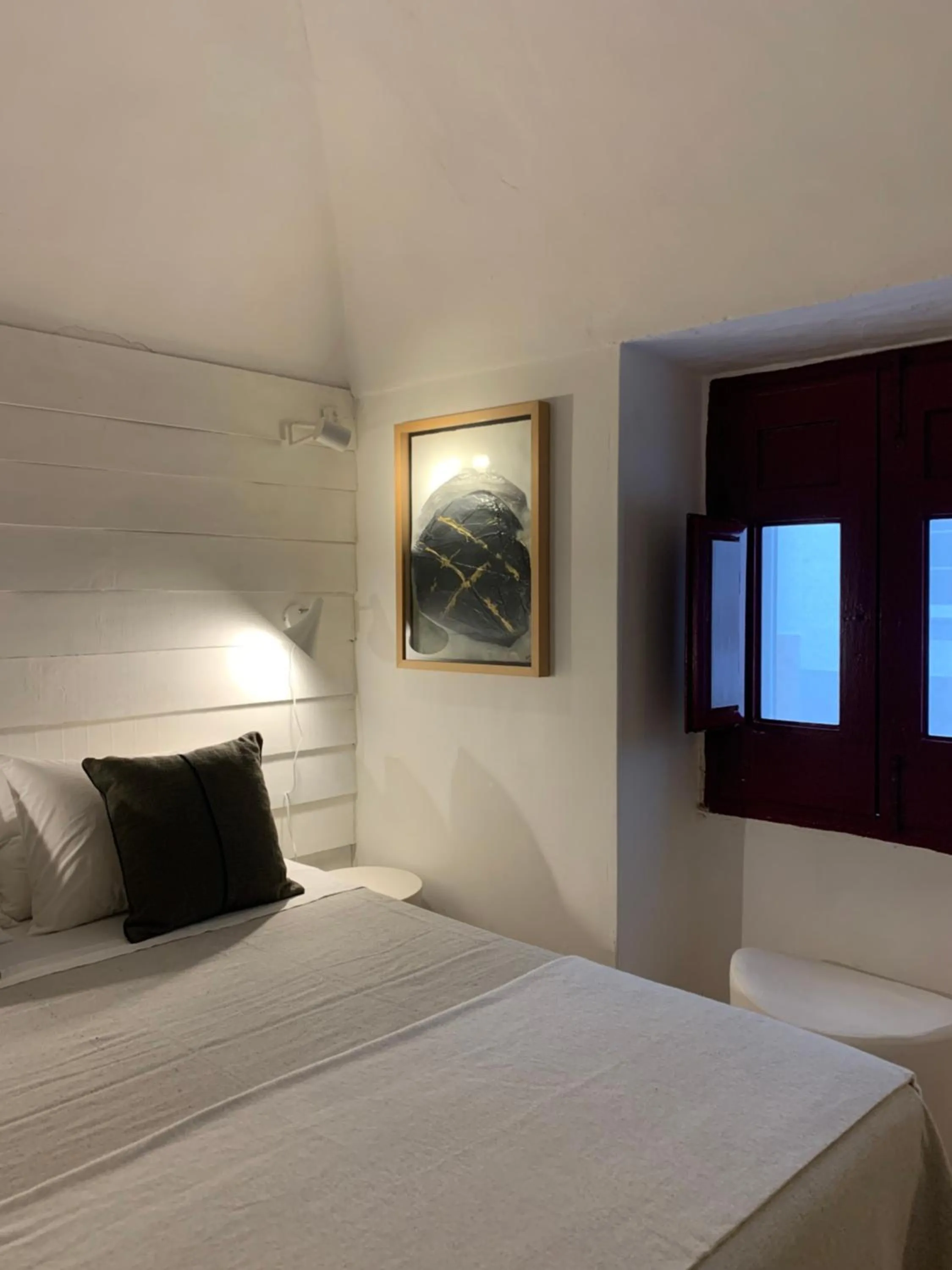 Double Room with Private Bathroom in Slowly-Com Vagar