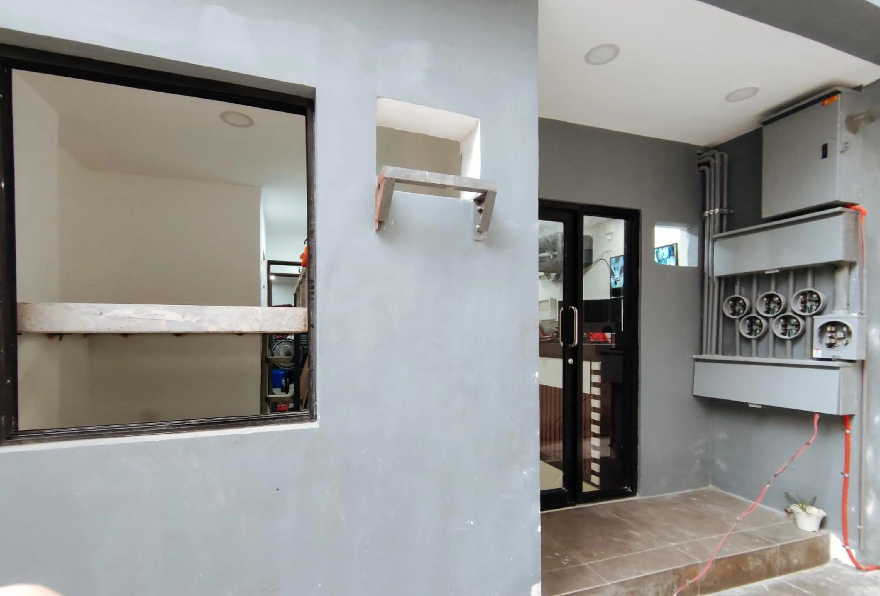 Area and facilities in RedDoorz @ El Grande Inn Santa Cruz Manila