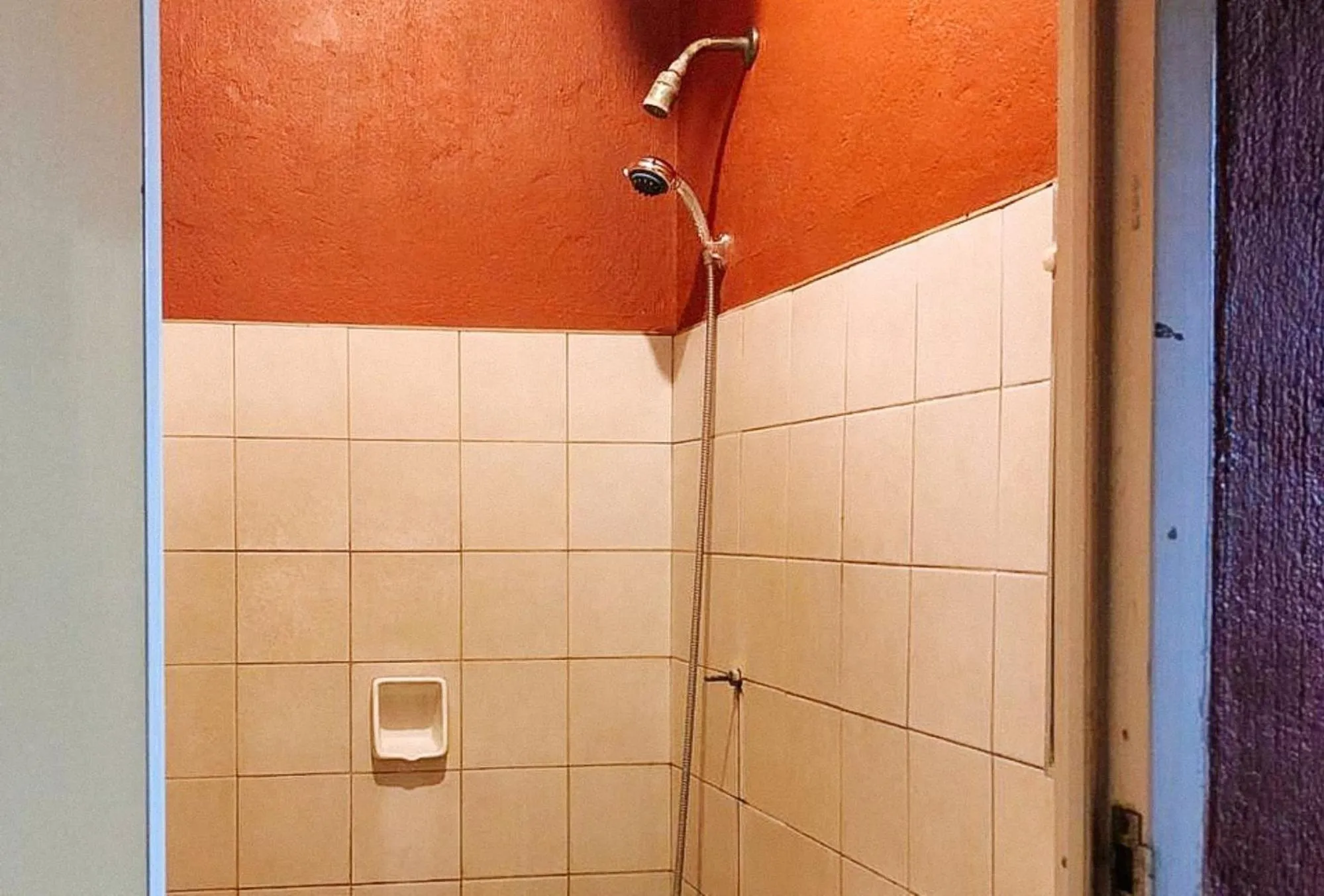 Bathroom in Maro Bianco's Inn Lubao Pampanga by RedDoorz