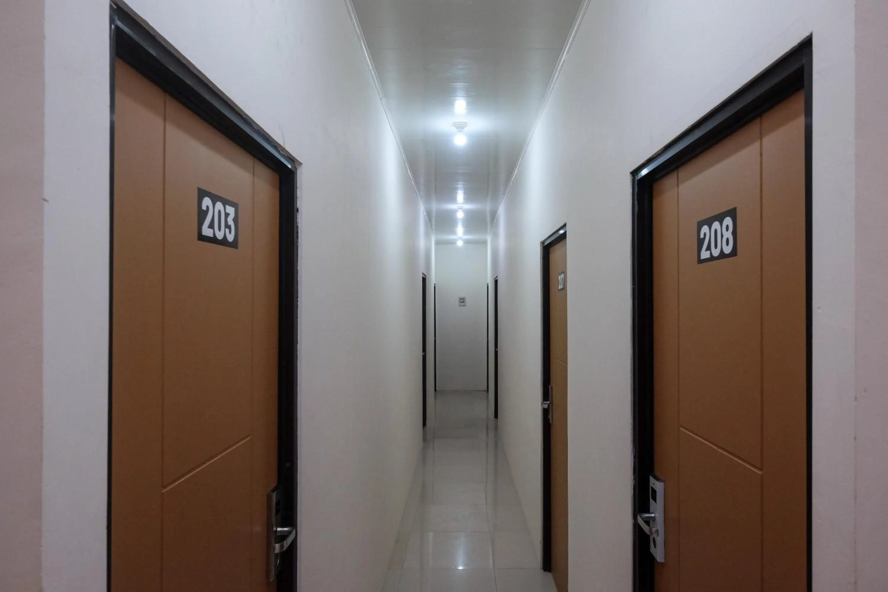 Floor plan in RedDoorz near Alun Alun Magelang 2