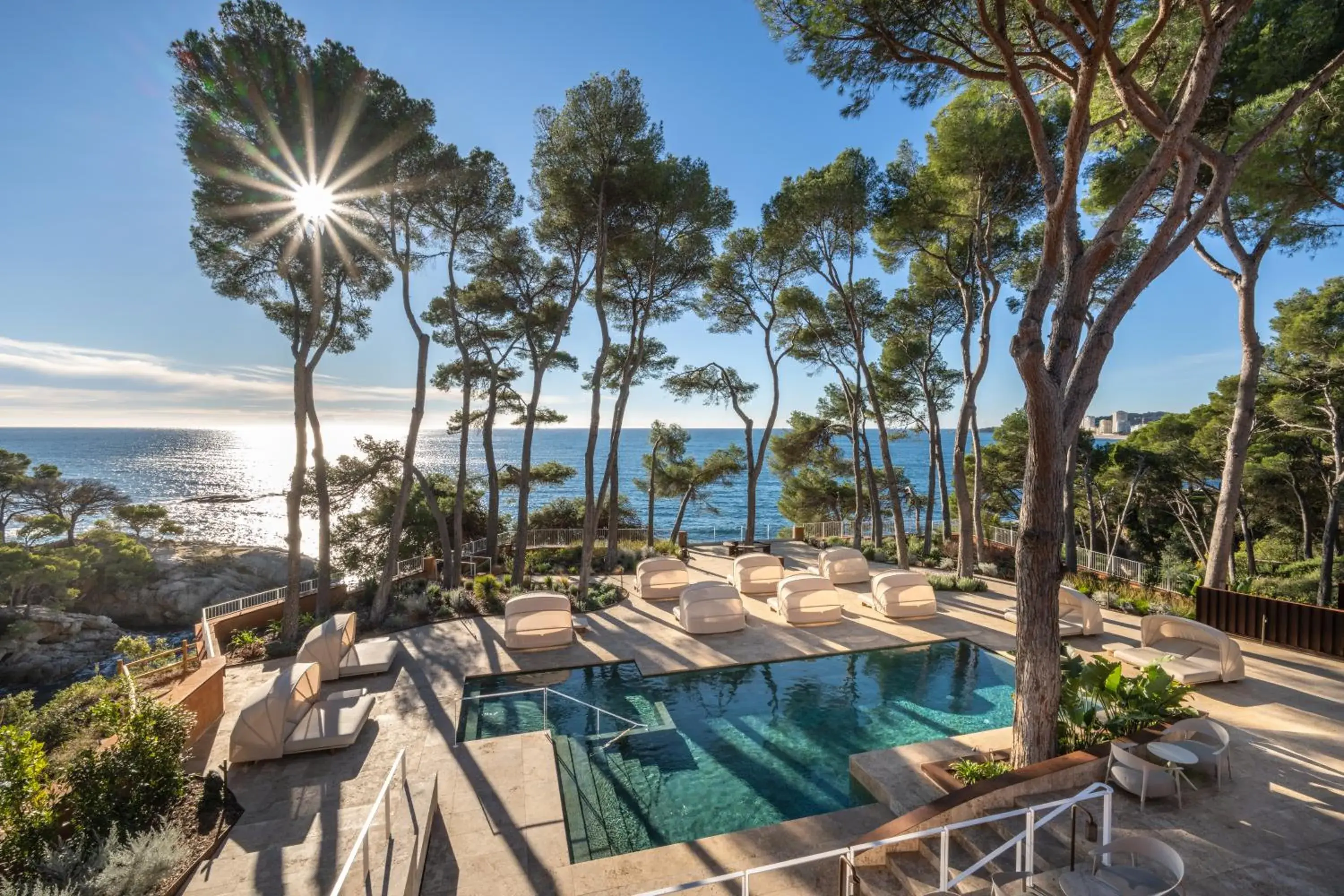 Swimming pool in Hotel Cala del Pi - Adults Only Swimming pool in Hotel Cala del Pi - Adults Only