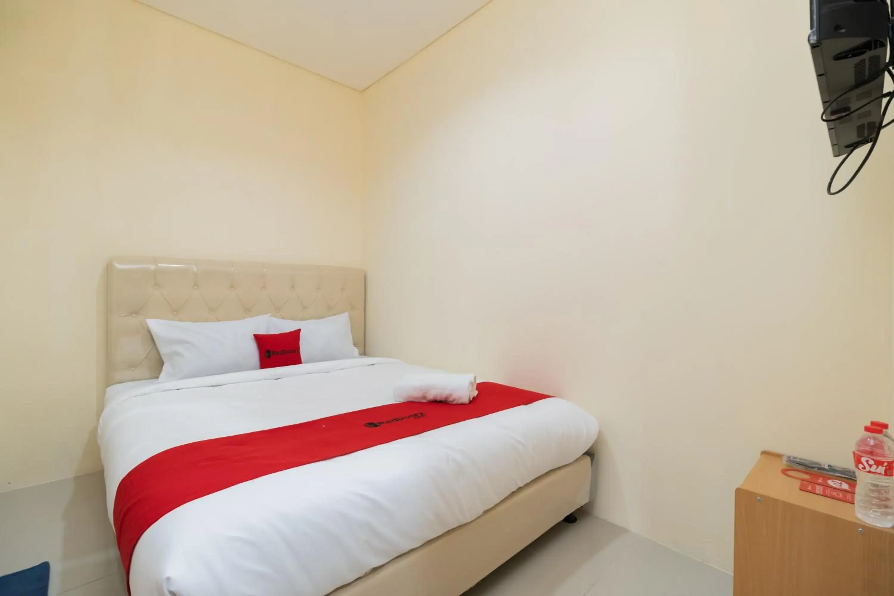 RedDoorz @ Kemanggisan Raya RedDoorz @ Kemanggisan Raya