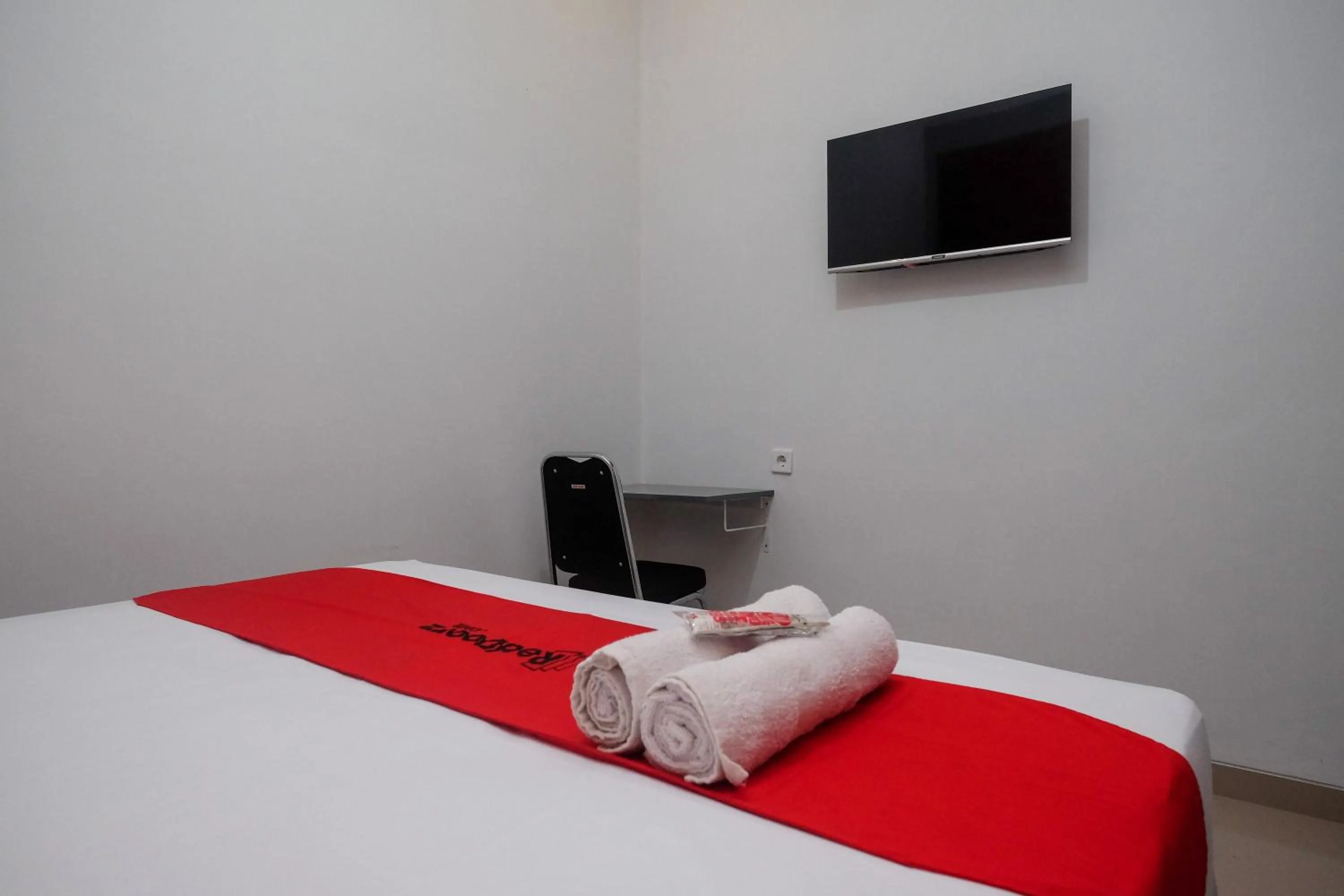 Bed in RedDoorz @ Jalan Ringroad Selatan 2