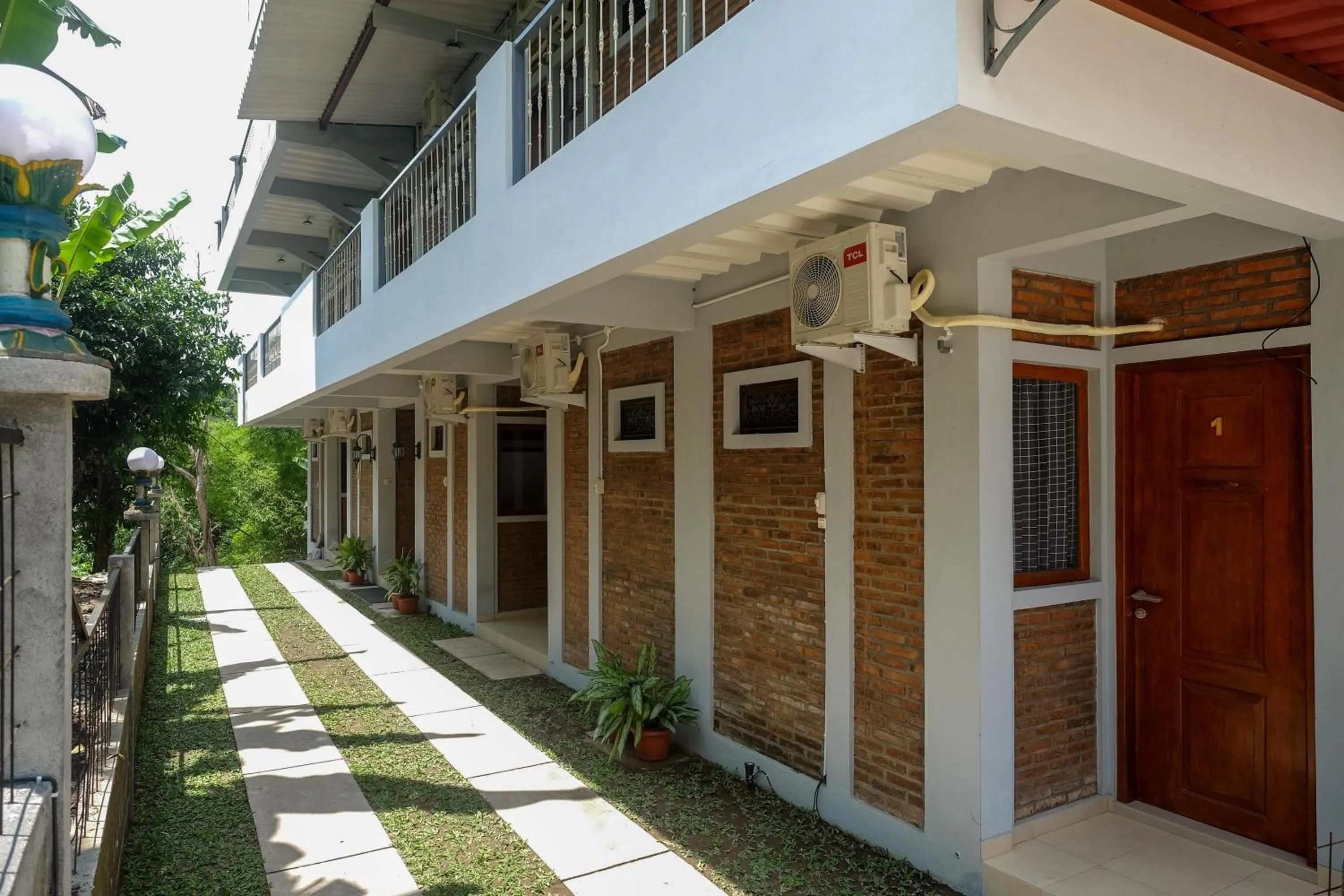 Property building in RedDoorz @ Jalan Ringroad Selatan 2