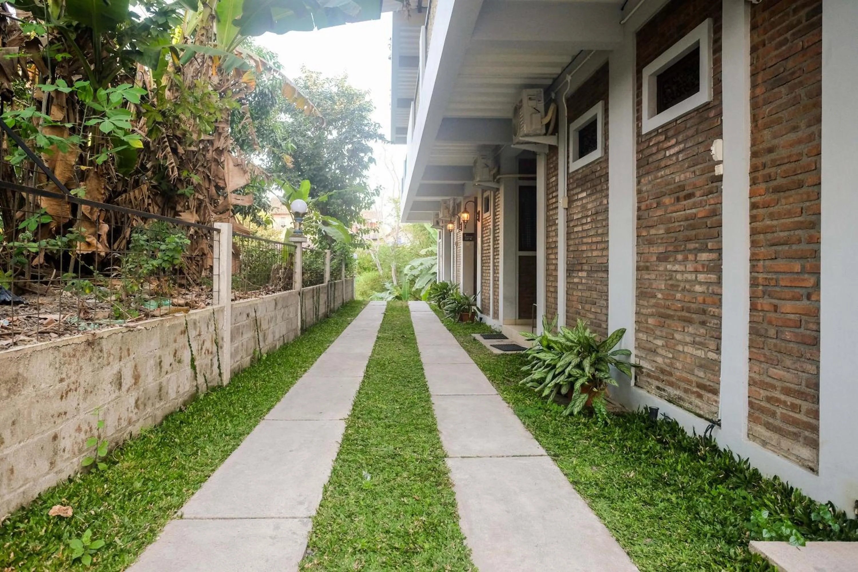 Property building in RedDoorz @ Jalan Ringroad Selatan 2