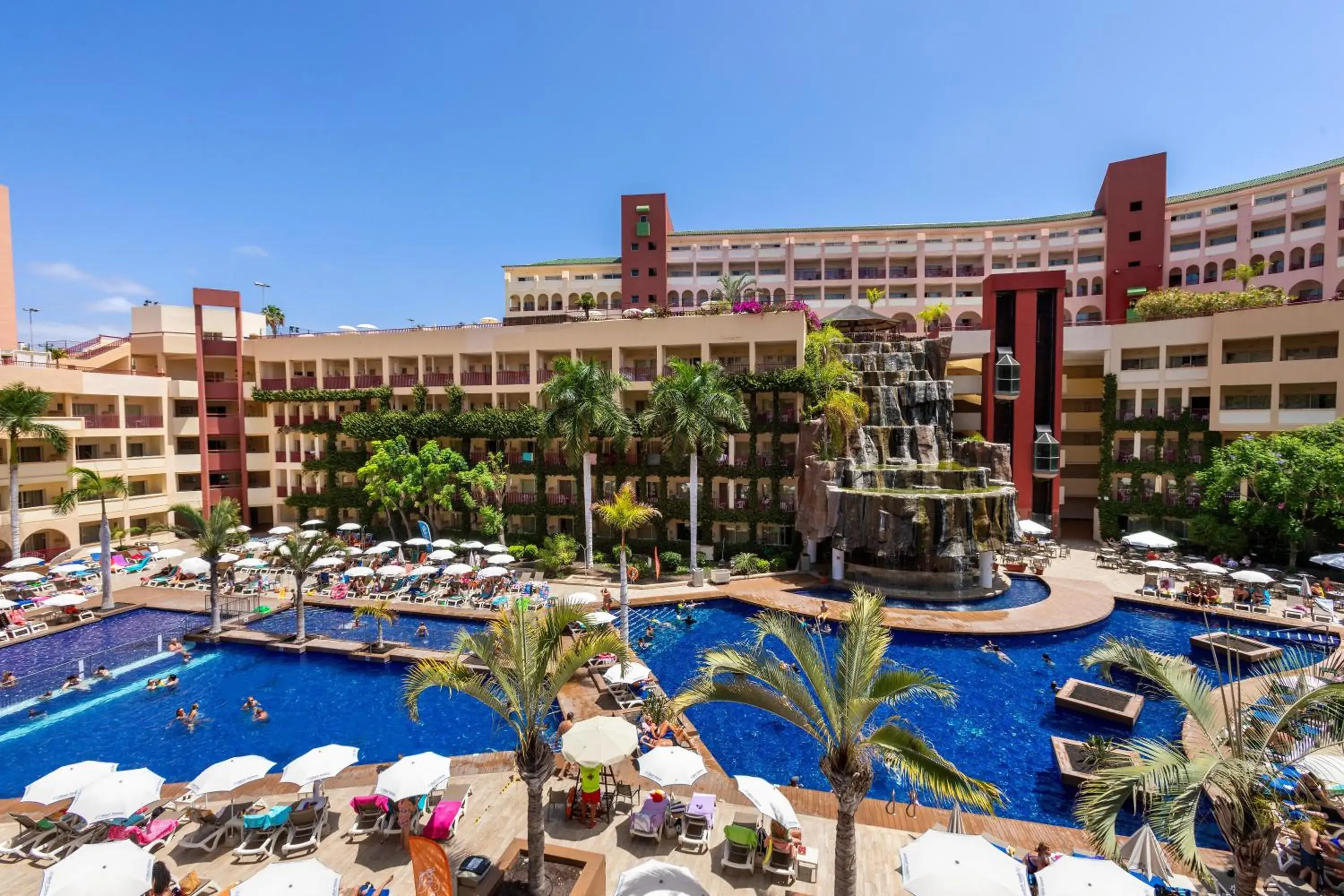 Swimming pool in Hotel Best Jacaranda Swimming pool in Hotel Best Jacaranda