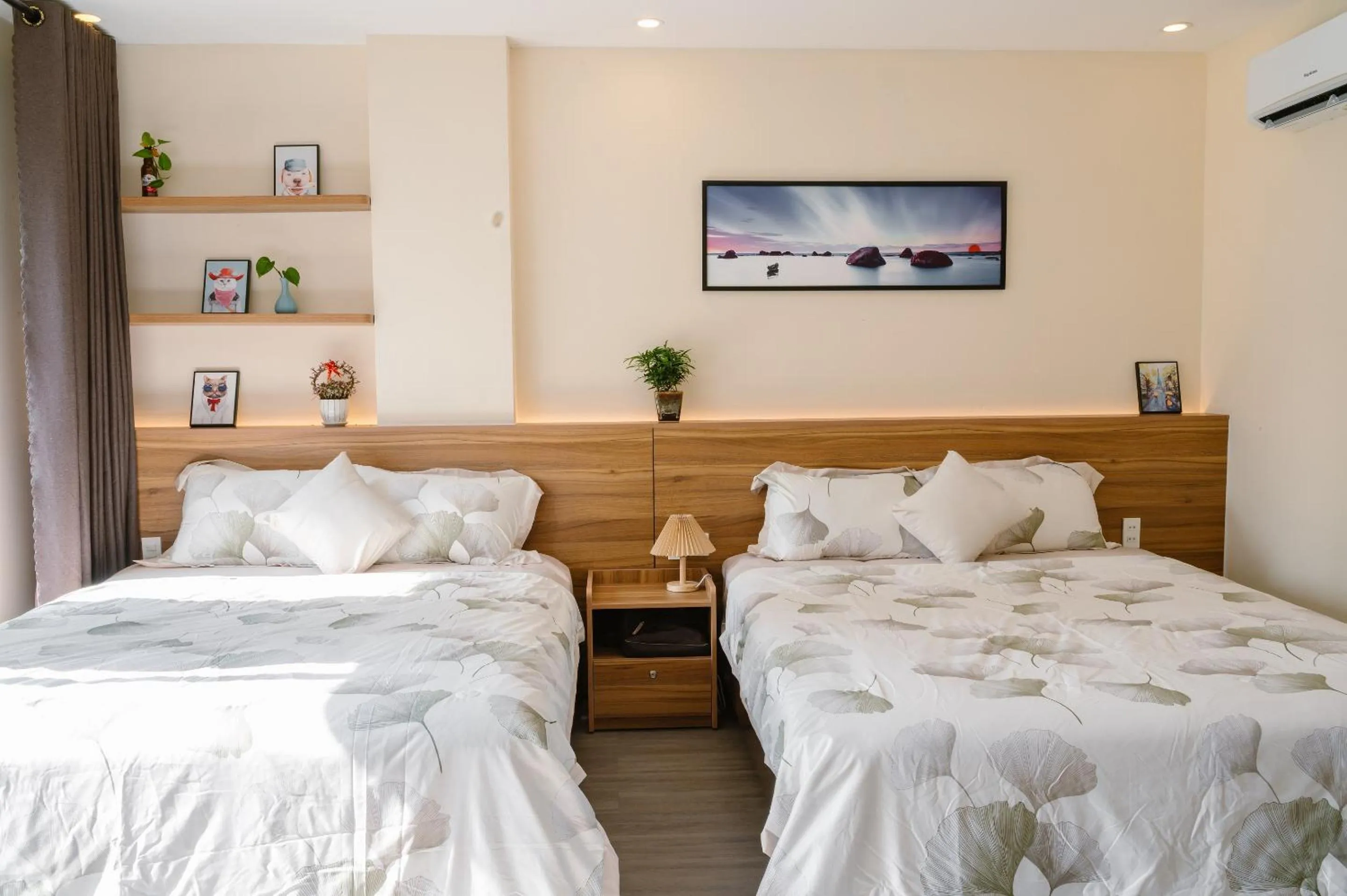 Bed in NALINI Hotel & Apartment