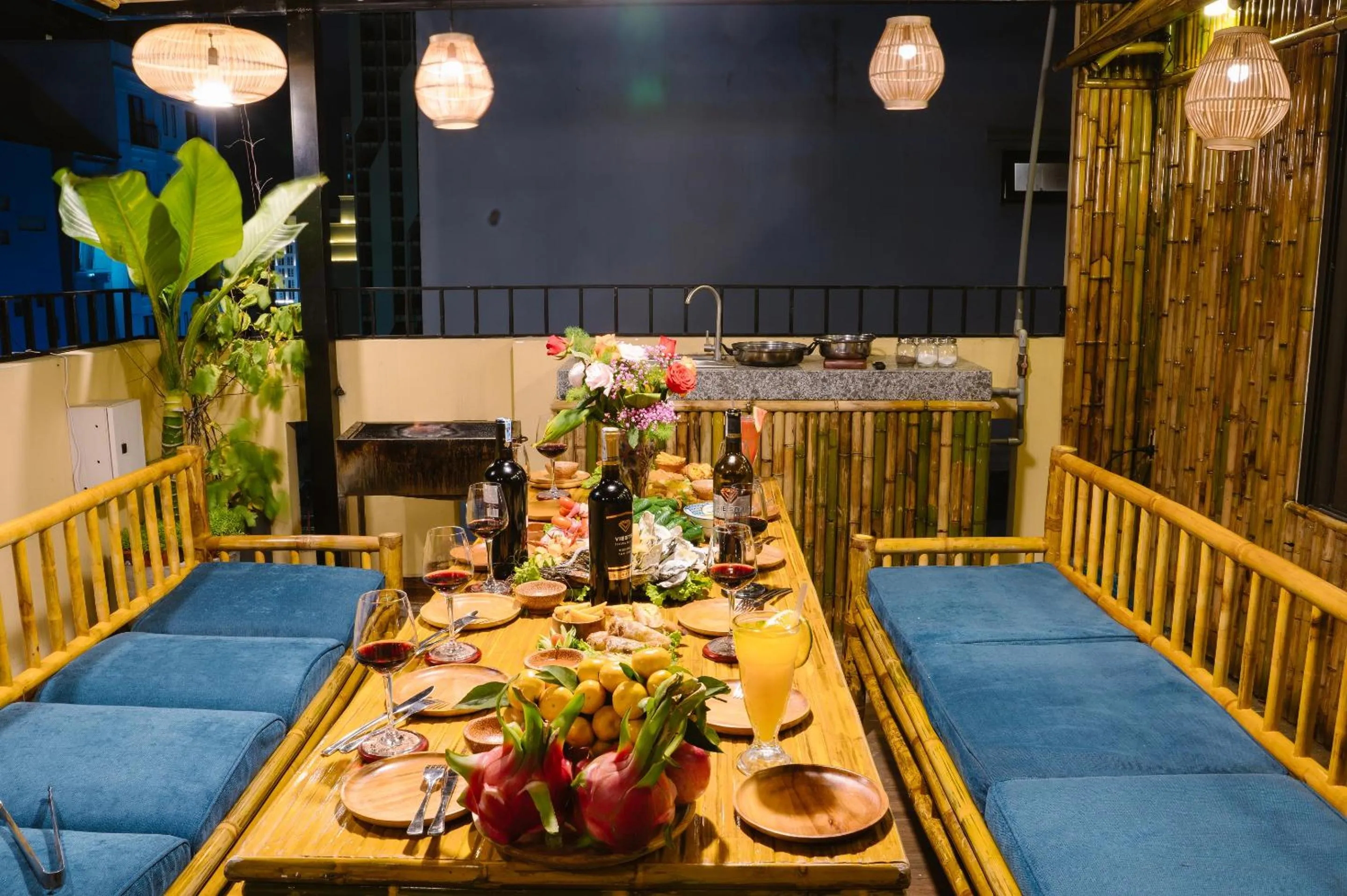 Balcony/Terrace in NALINI Hotel & Apartment