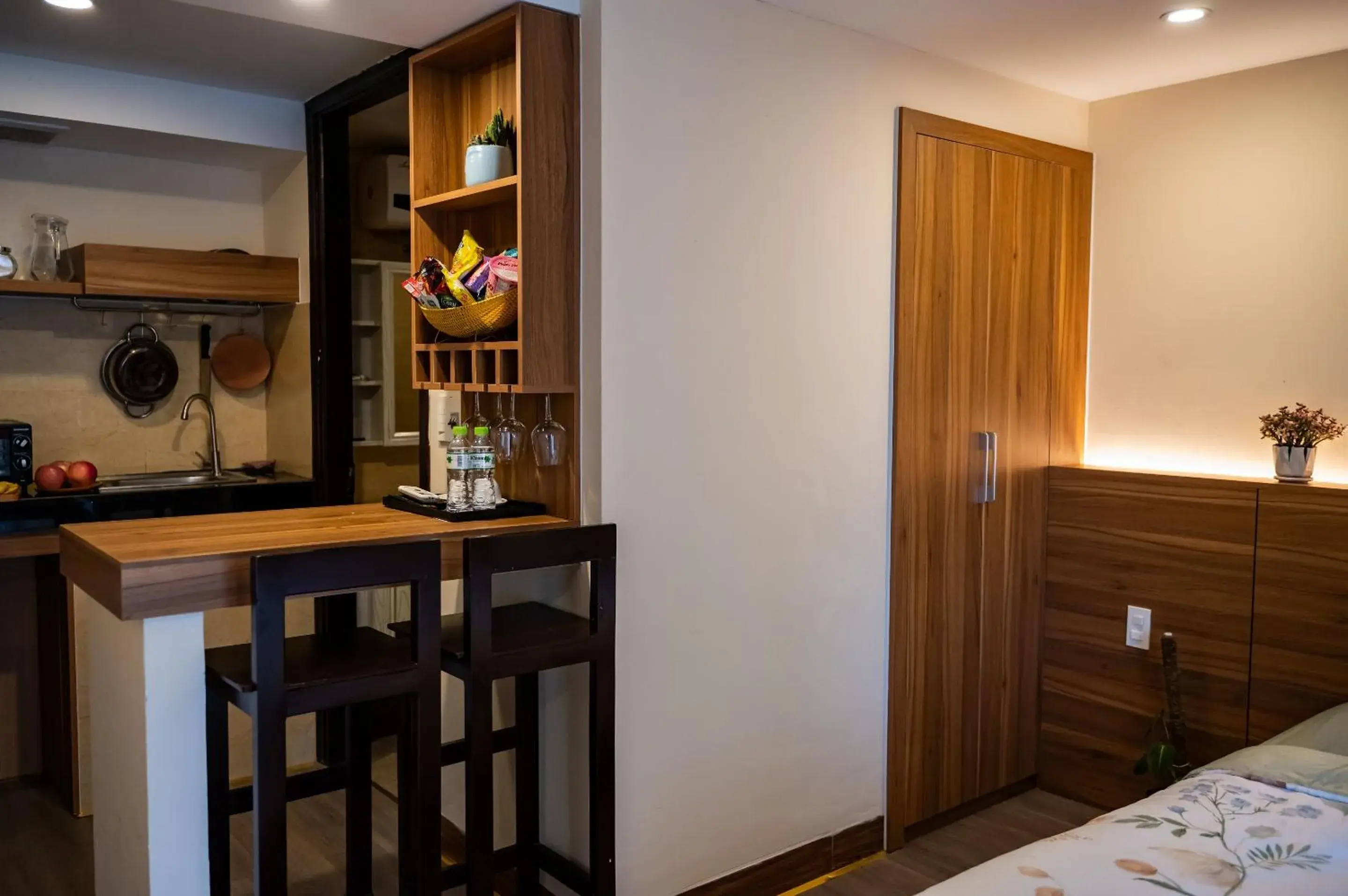 Double Room with Balcony in NALINI Hotel & Apartment Double Room with Balcony in NALINI Hotel & Apartment