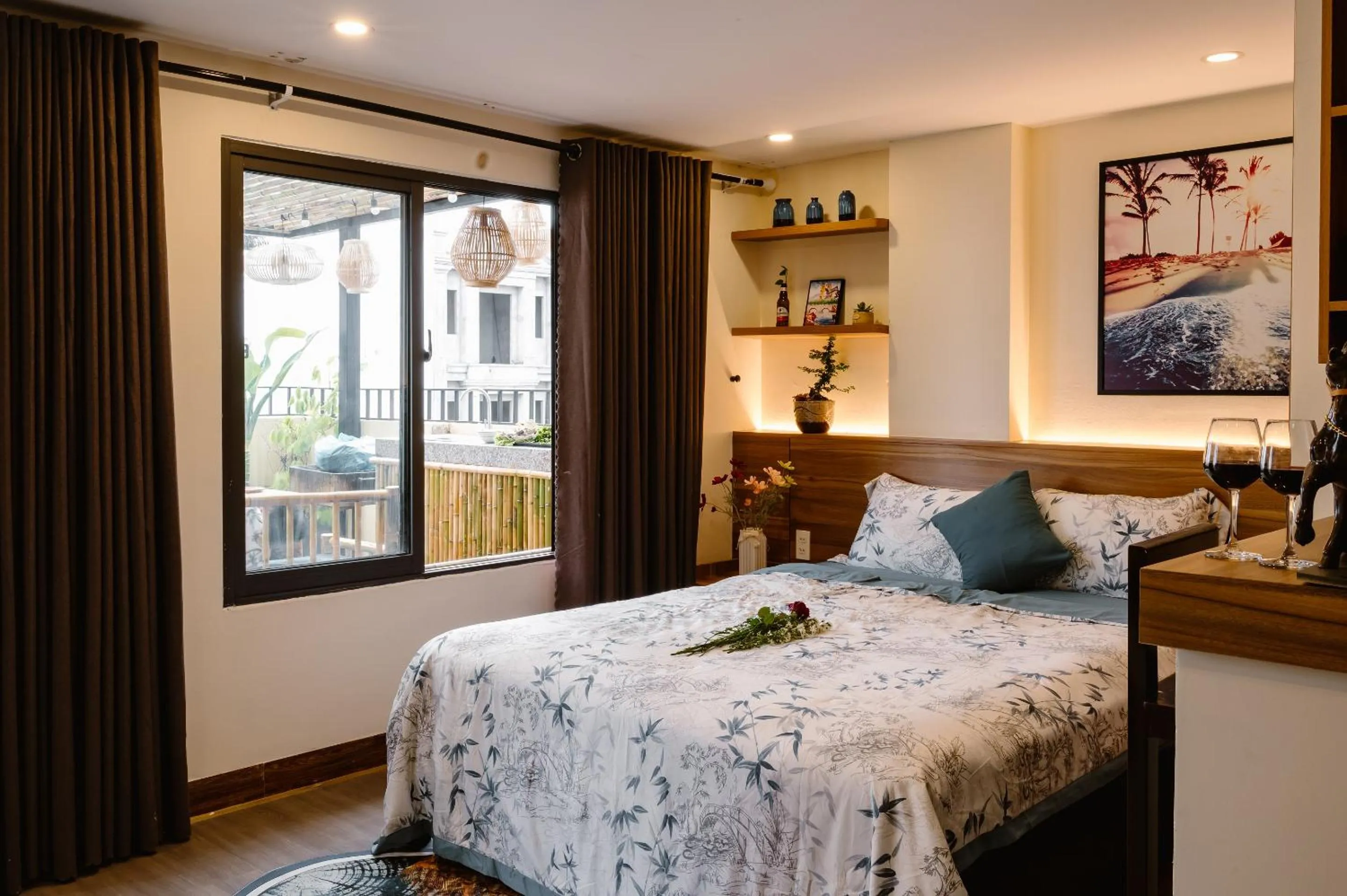 Bed in NALINI Hotel & Apartment