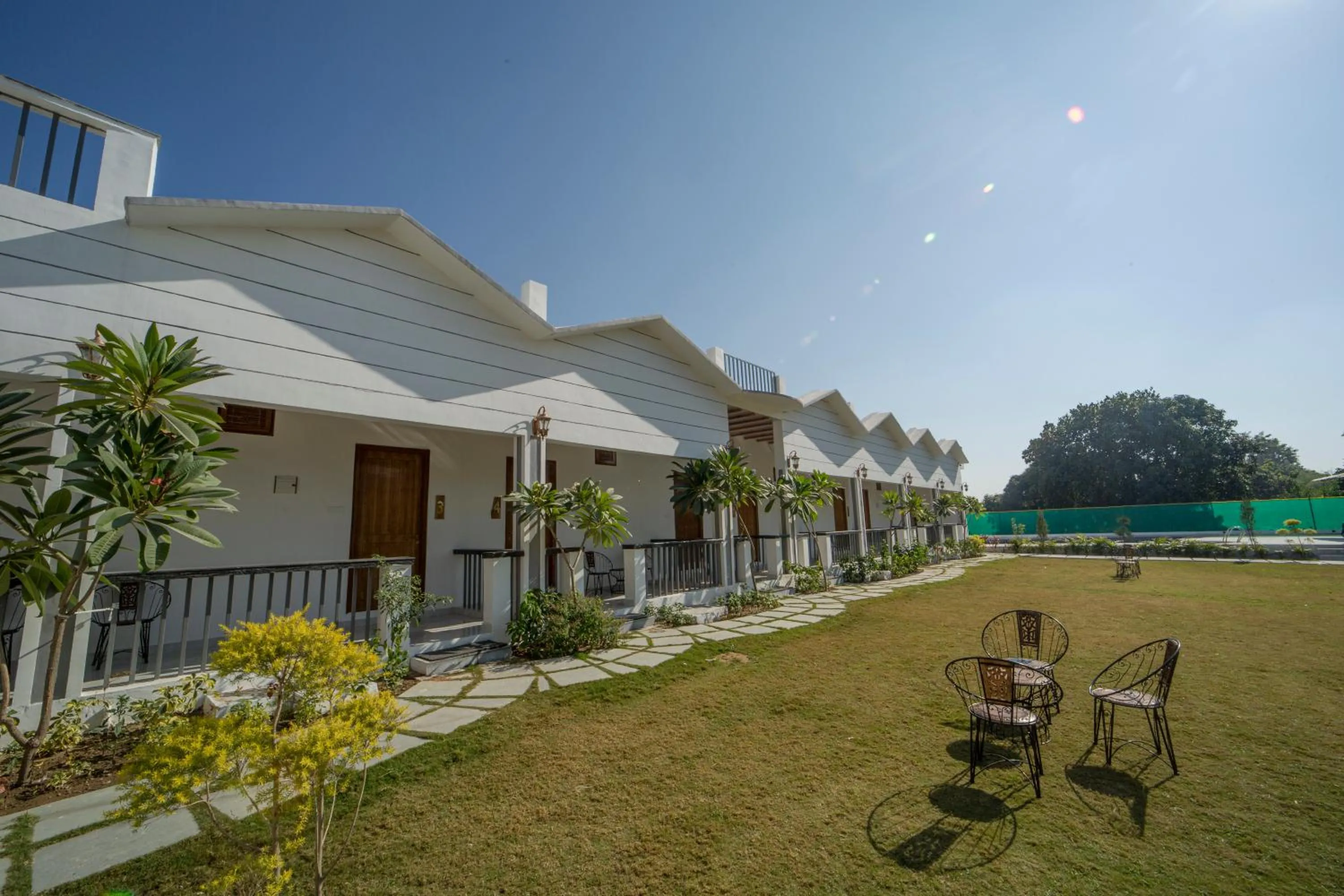 Property building in Yellow Tail by Puggles Resorts