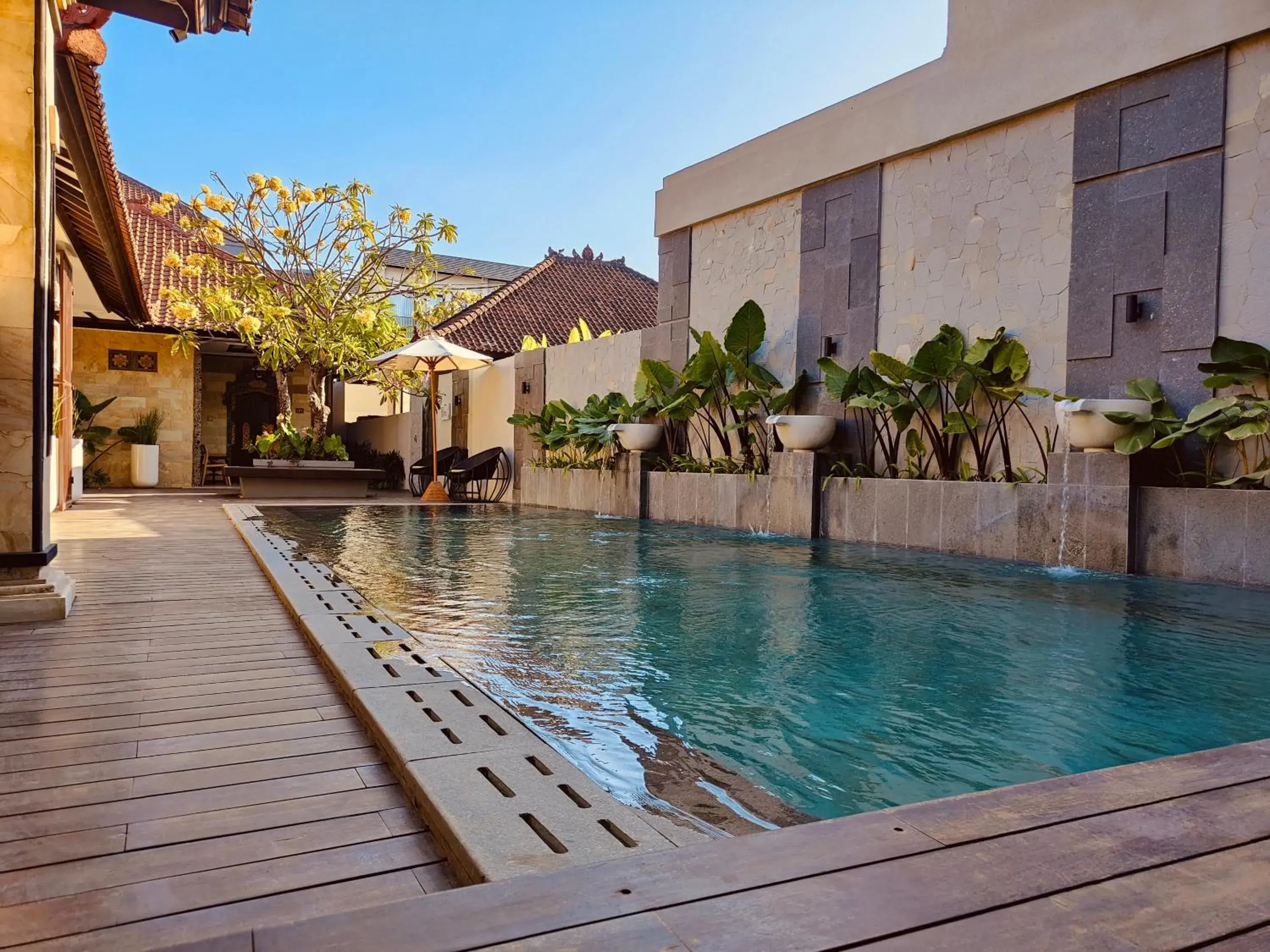 Property building in Rabasta Enjoy Kuta Property building in Rabasta Enjoy Kuta