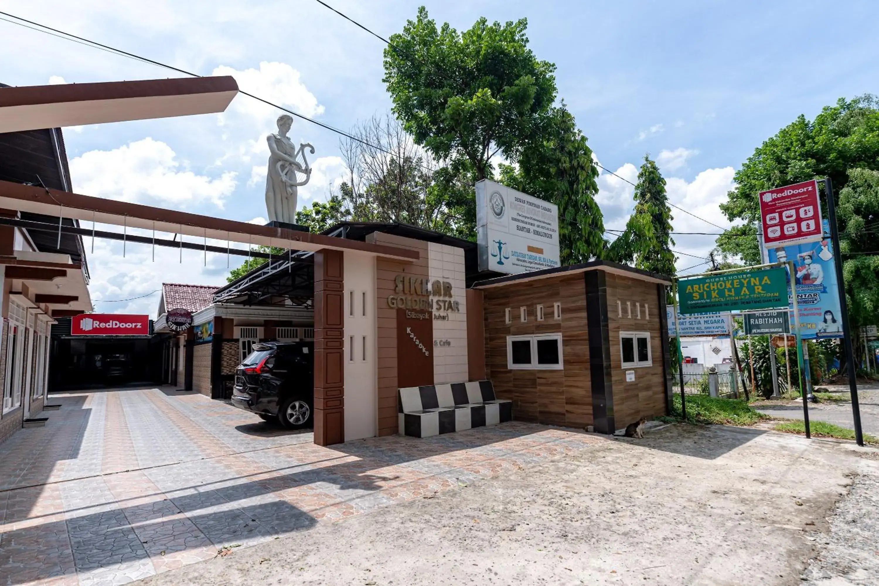 Property building in RedDoorz near Universitas Simalungun Pematangsiantar Property building in RedDoorz near Universitas Simalungun Pematangsiantar