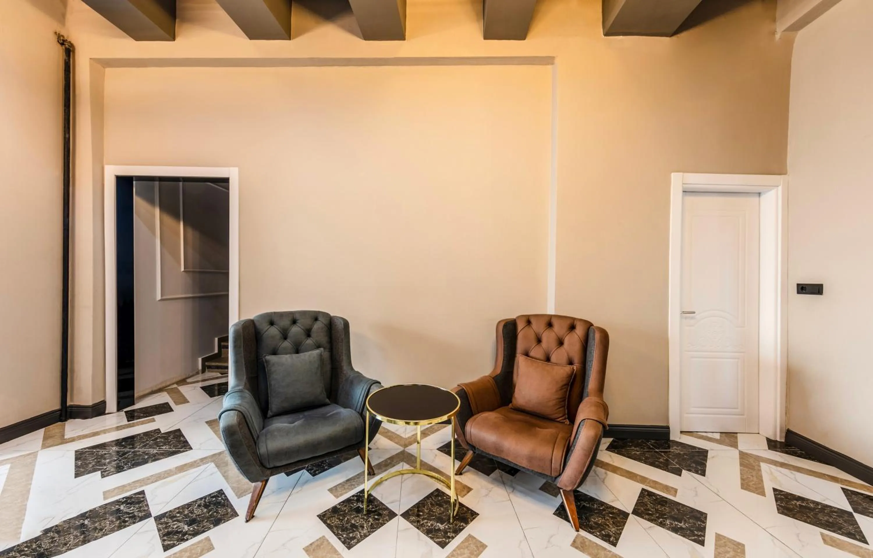 Seating area in Med Life Hotel İstanbul Airport