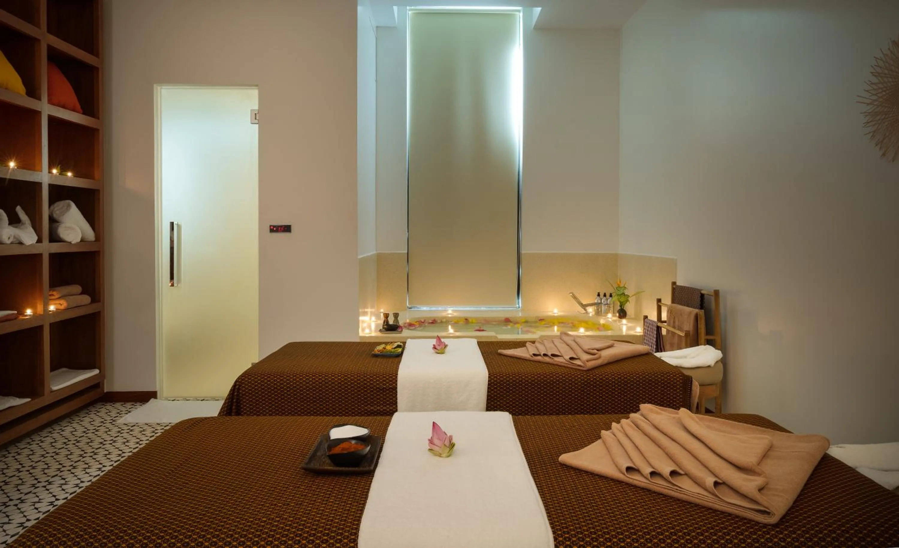 Spa and wellness centre/facilities, Bed in WAKA VILLA Private Pool Resort & Spa - Adults Only