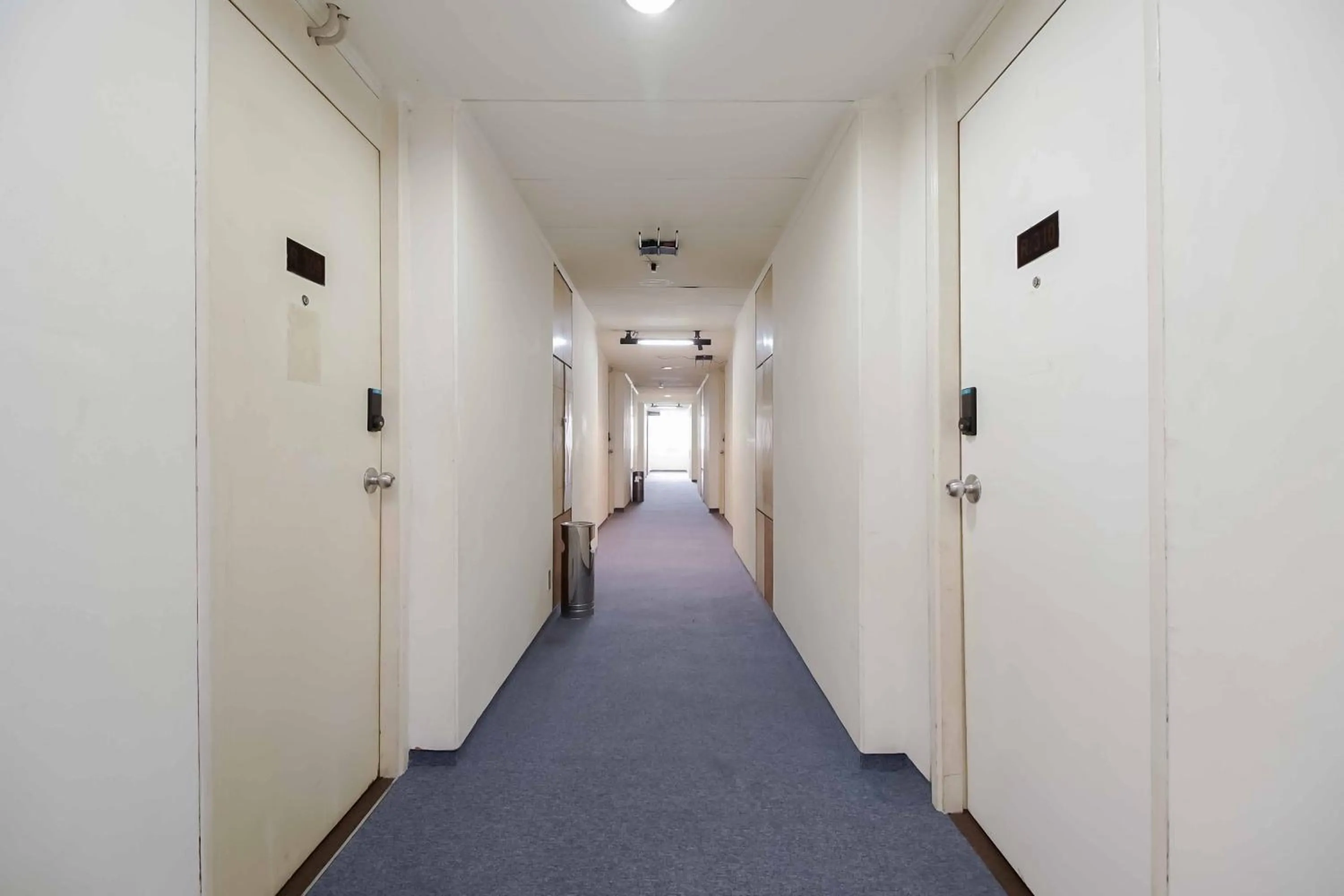 Floor plan in RedDoorz Plus near Kebayoran Baru Blok S