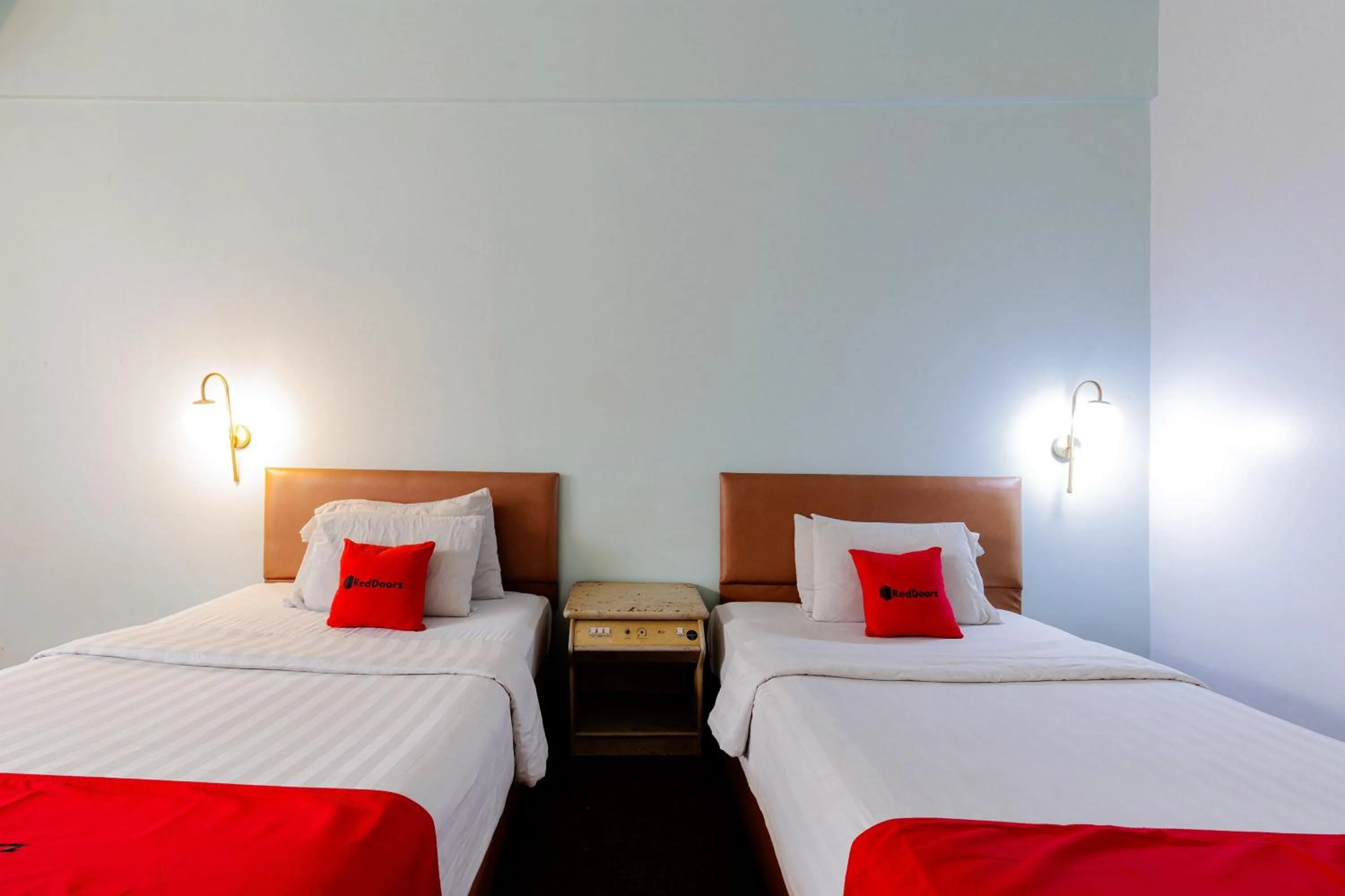 Bedroom, Bed in RedDoorz Plus near Kebayoran Baru Blok S