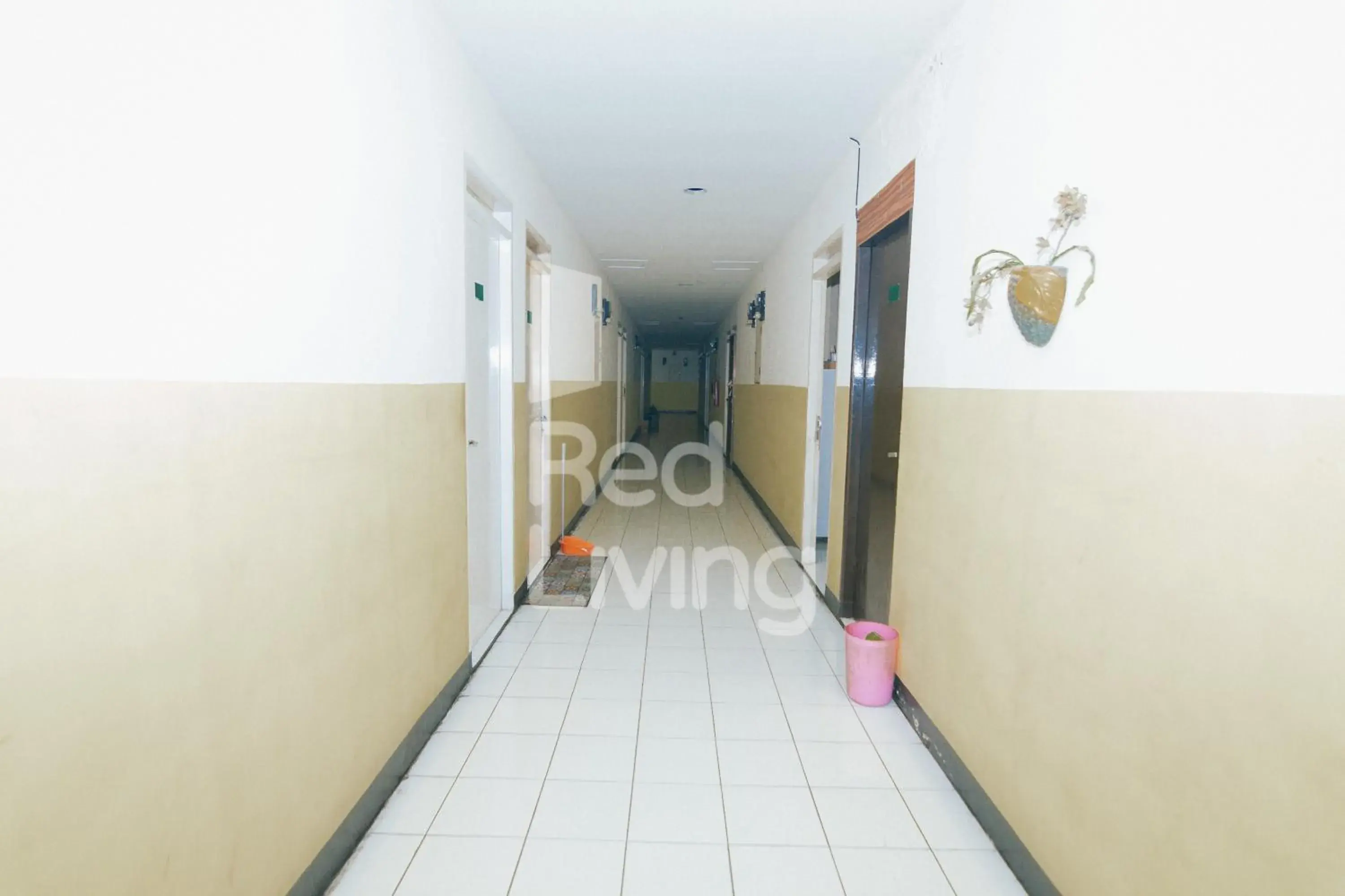 Floor plan in RedLiving Apartemen Emerald Hill - SR Rooms Tower Green Floor plan in RedLiving Apartemen Emerald Hill - SR Rooms Tower Green