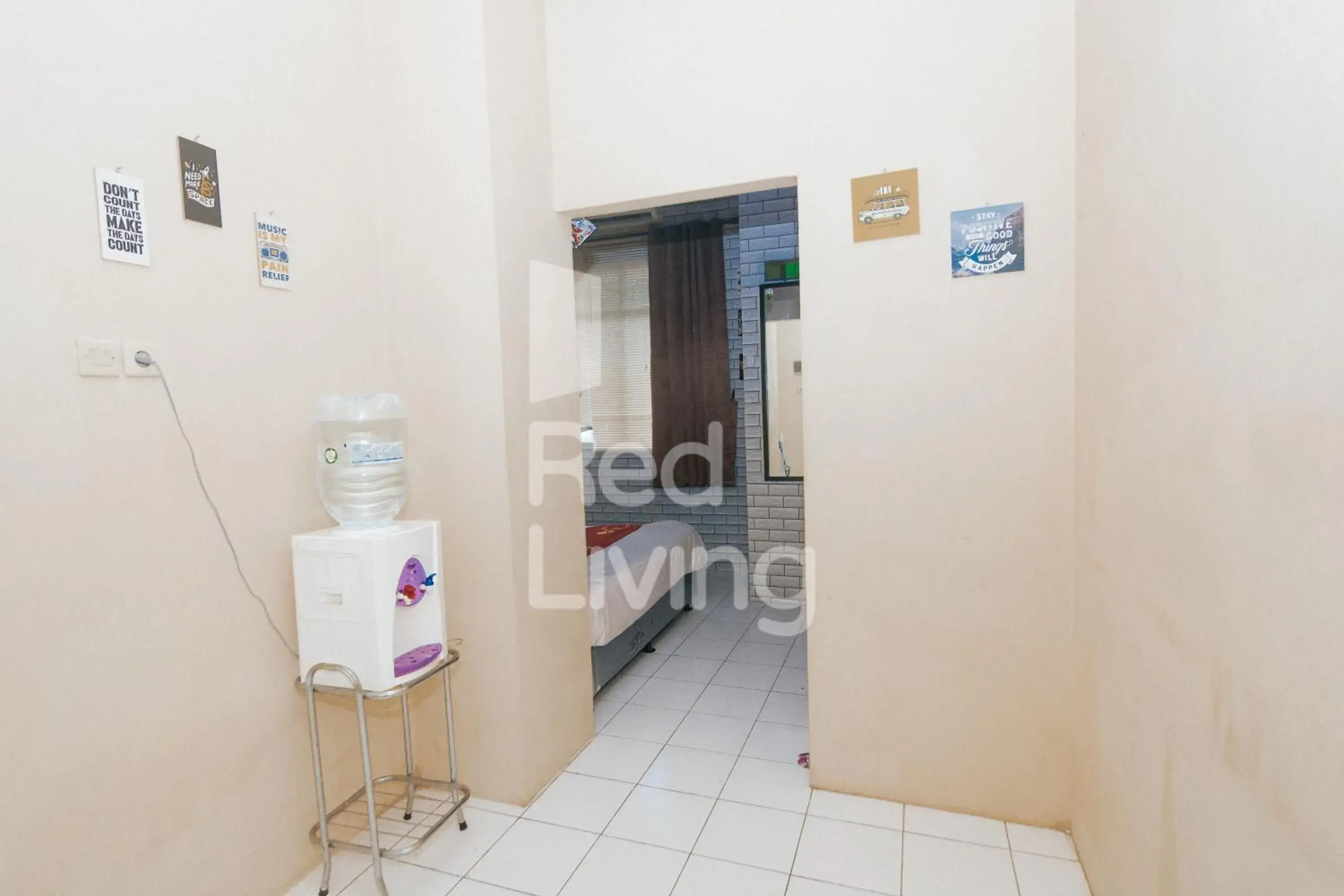 Bedroom in RedLiving Apartemen Emerald Hill - SR Rooms Tower Green Bedroom in RedLiving Apartemen Emerald Hill - SR Rooms Tower Green