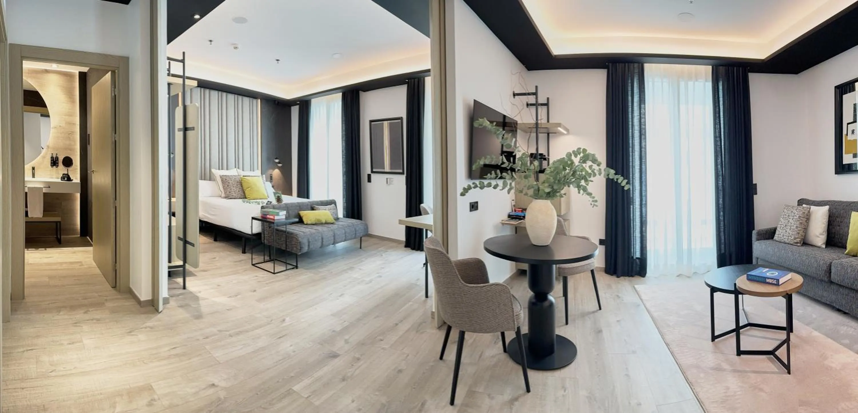 Bedroom, Bed in Hotel Regina