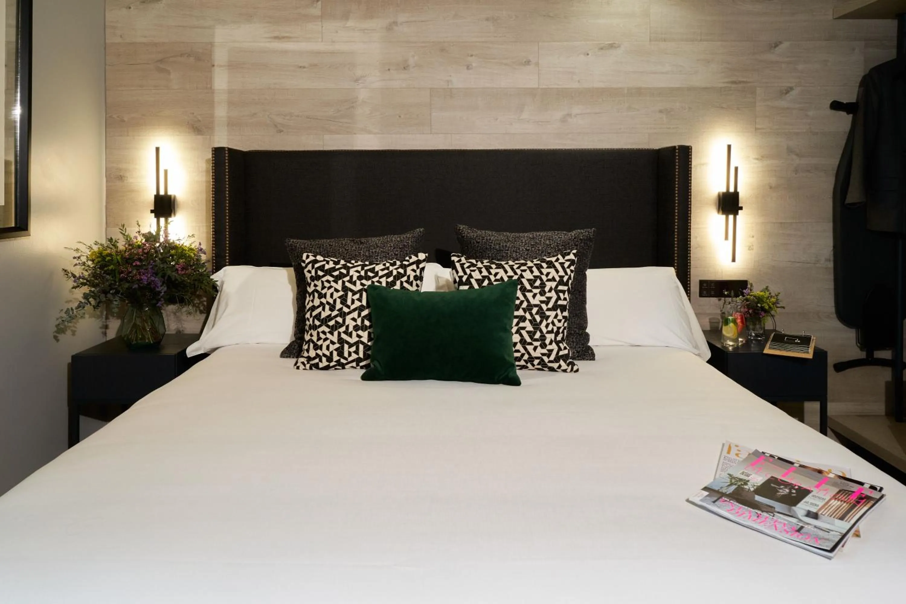 Bedroom, Bed in Hotel Regina