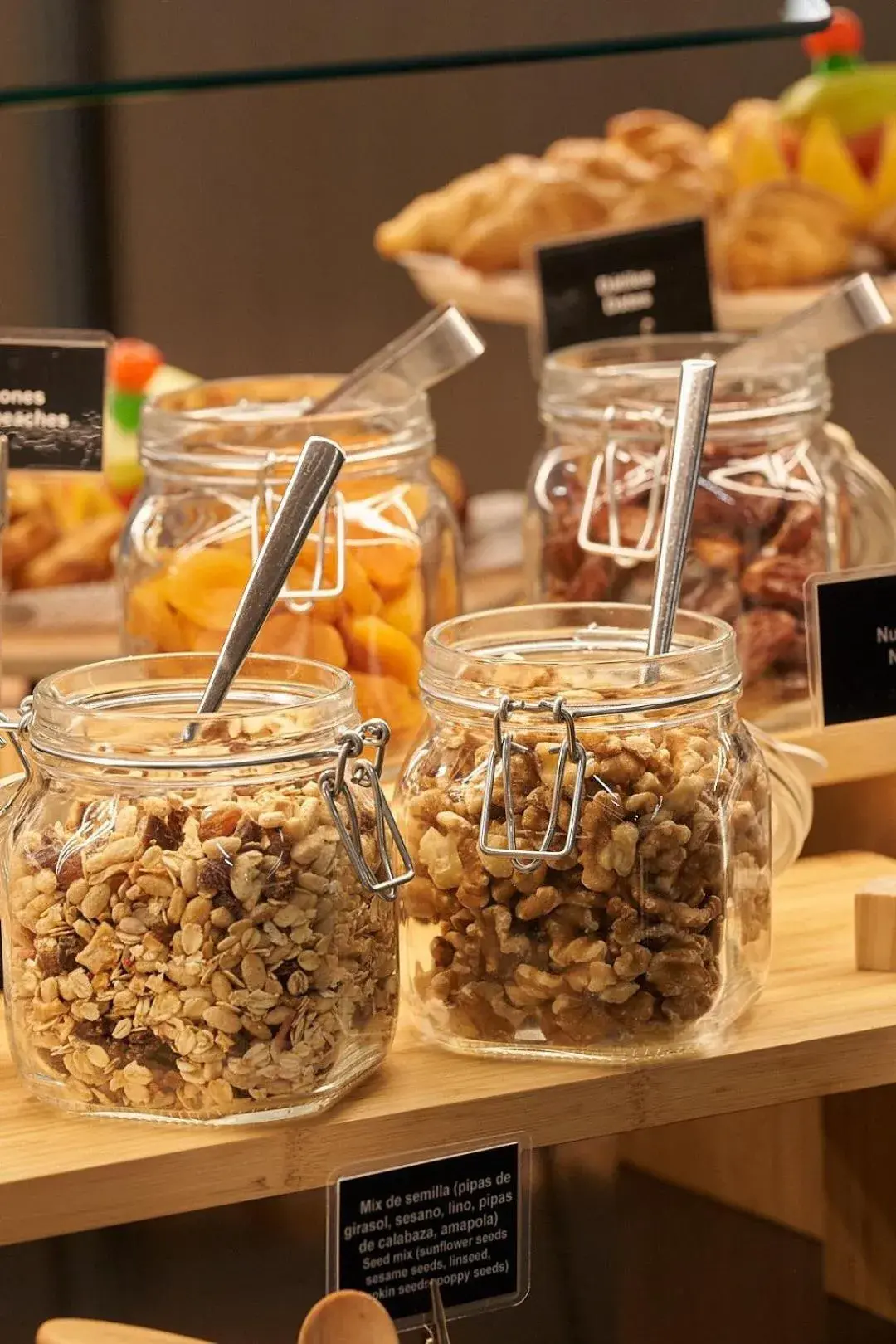 Buffet breakfast in Hotel Regina Buffet breakfast in Hotel Regina