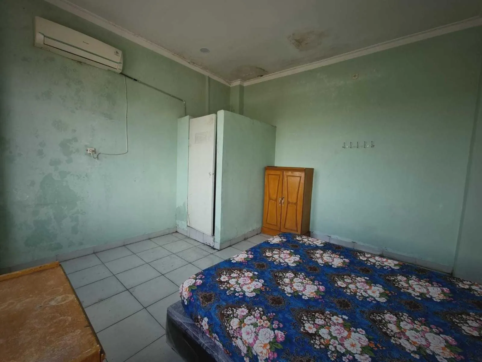 Bedroom, Bed in EXPRESS O 91979 Penginapan Tondong Ta