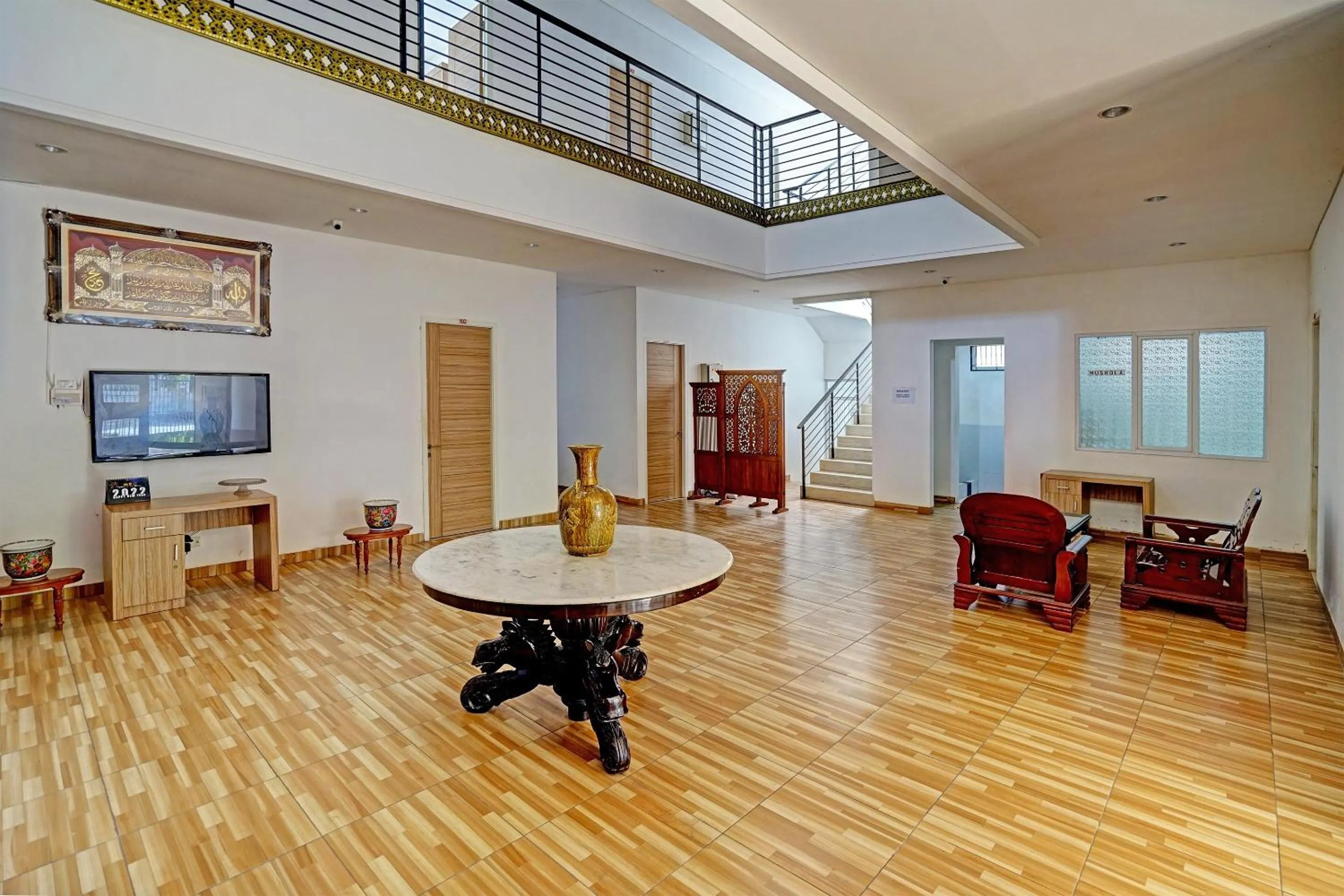 Lobby or reception in OYO Life 91989 K24 Residence Syariah