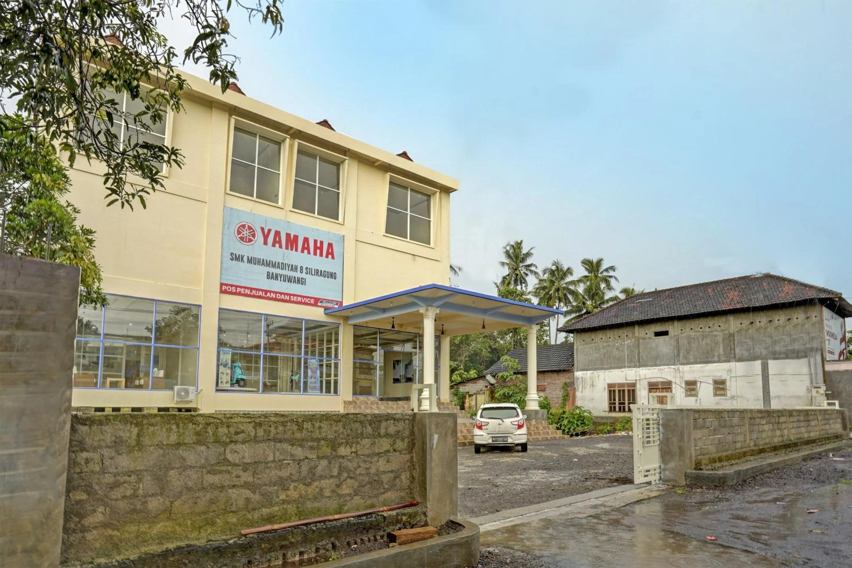 Facade/entrance in OYO 91997 Edhotel Smk Models Syariah