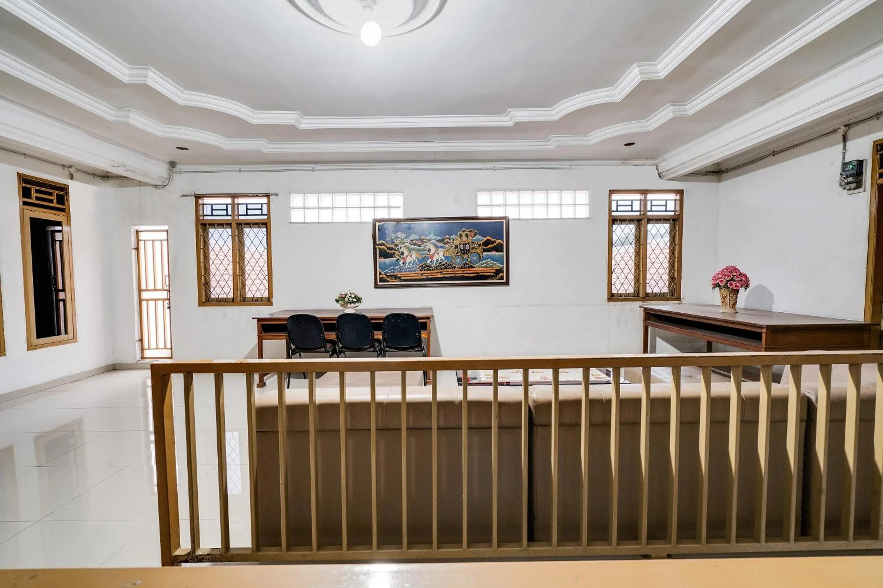 Lobby or reception in OYO Life 91994 Sawerigading Jatinangor Syariah