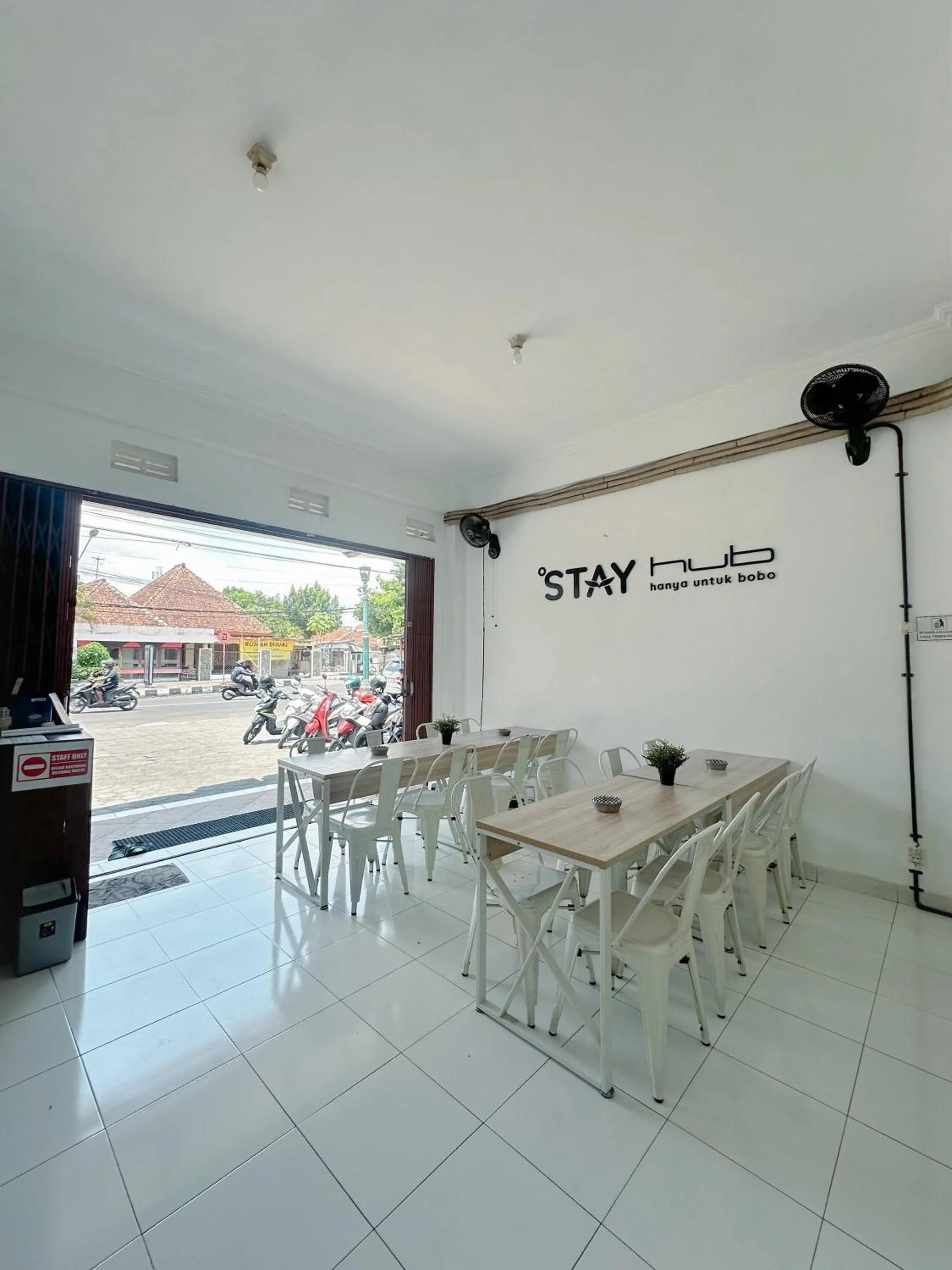 Area and facilities in Stay Hub