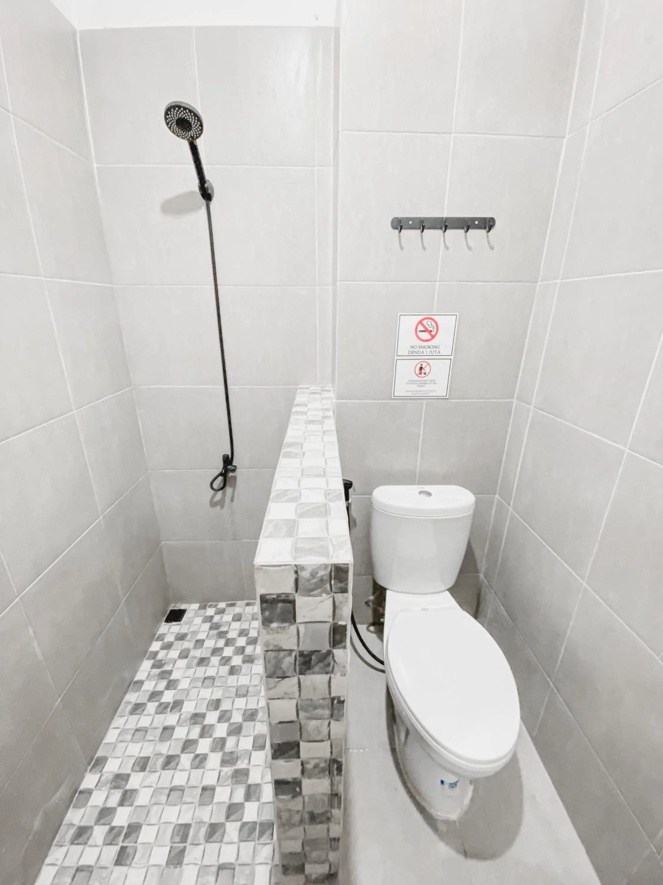 Shower in Stay Hub